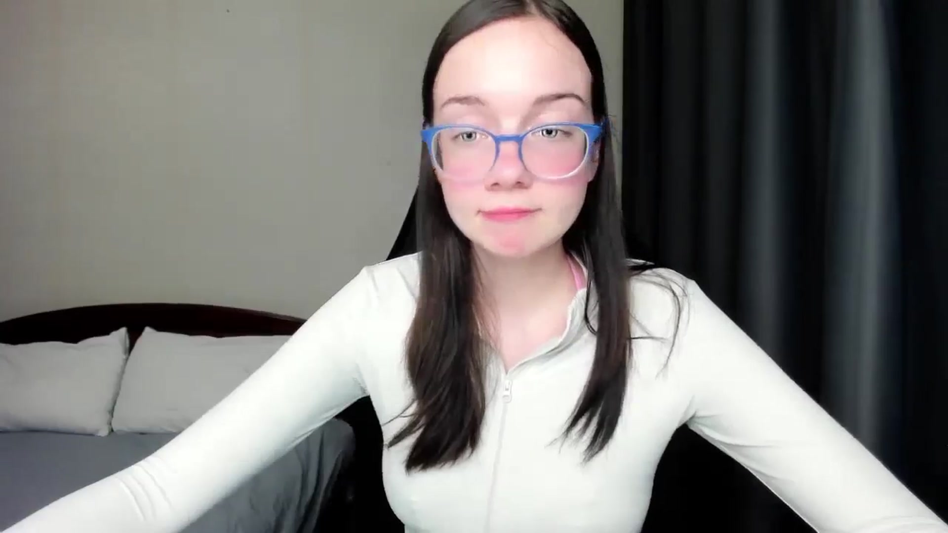 Gallery image thumbnail from Baby_Melania's myfreecams stream on, 09/24/2025, 16:59 image 13 of 20