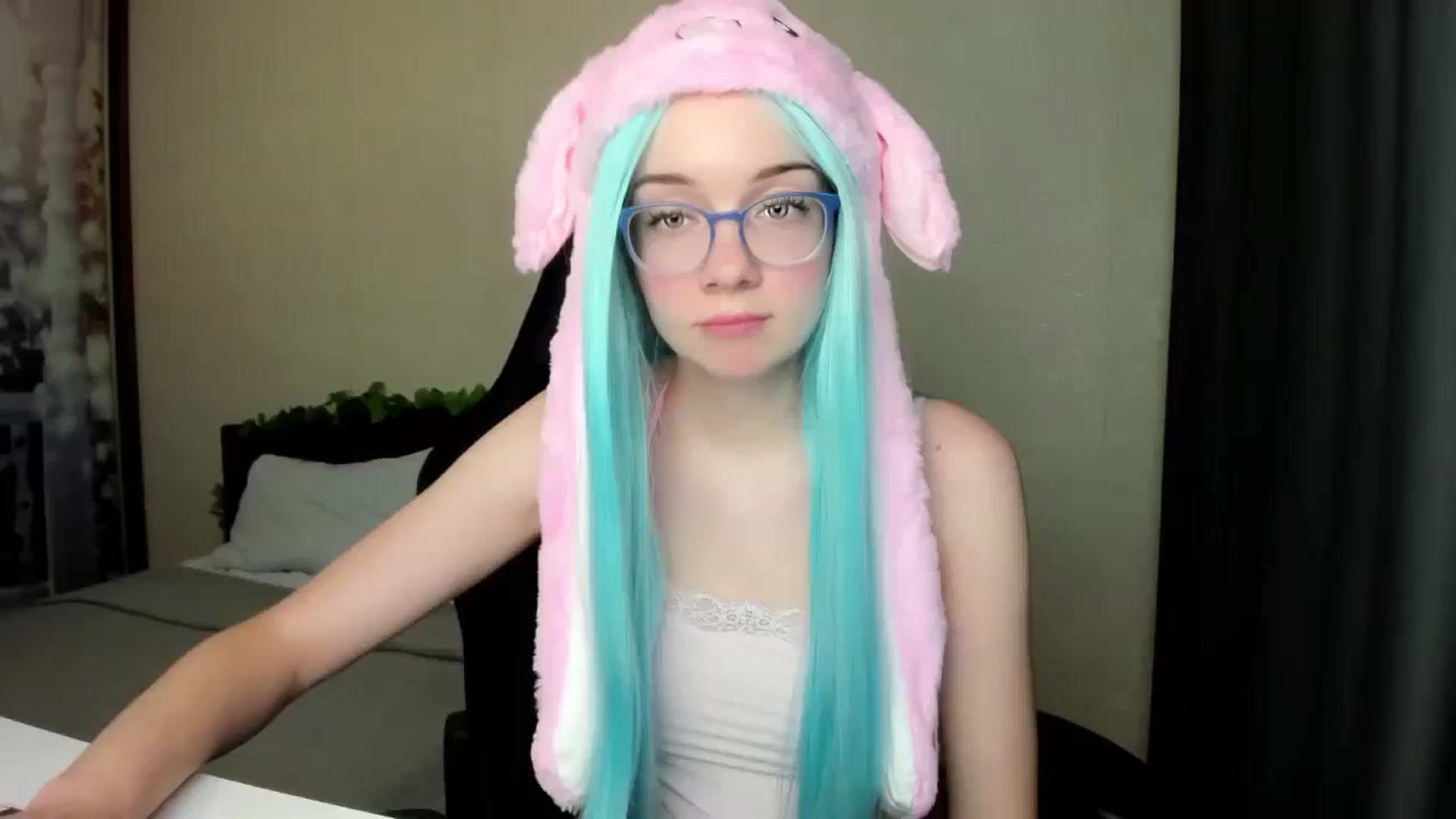 Gallery image thumbnail from Baby_Melania's myfreecams stream on, 10/07/2025, 21:02 image 1 of 20