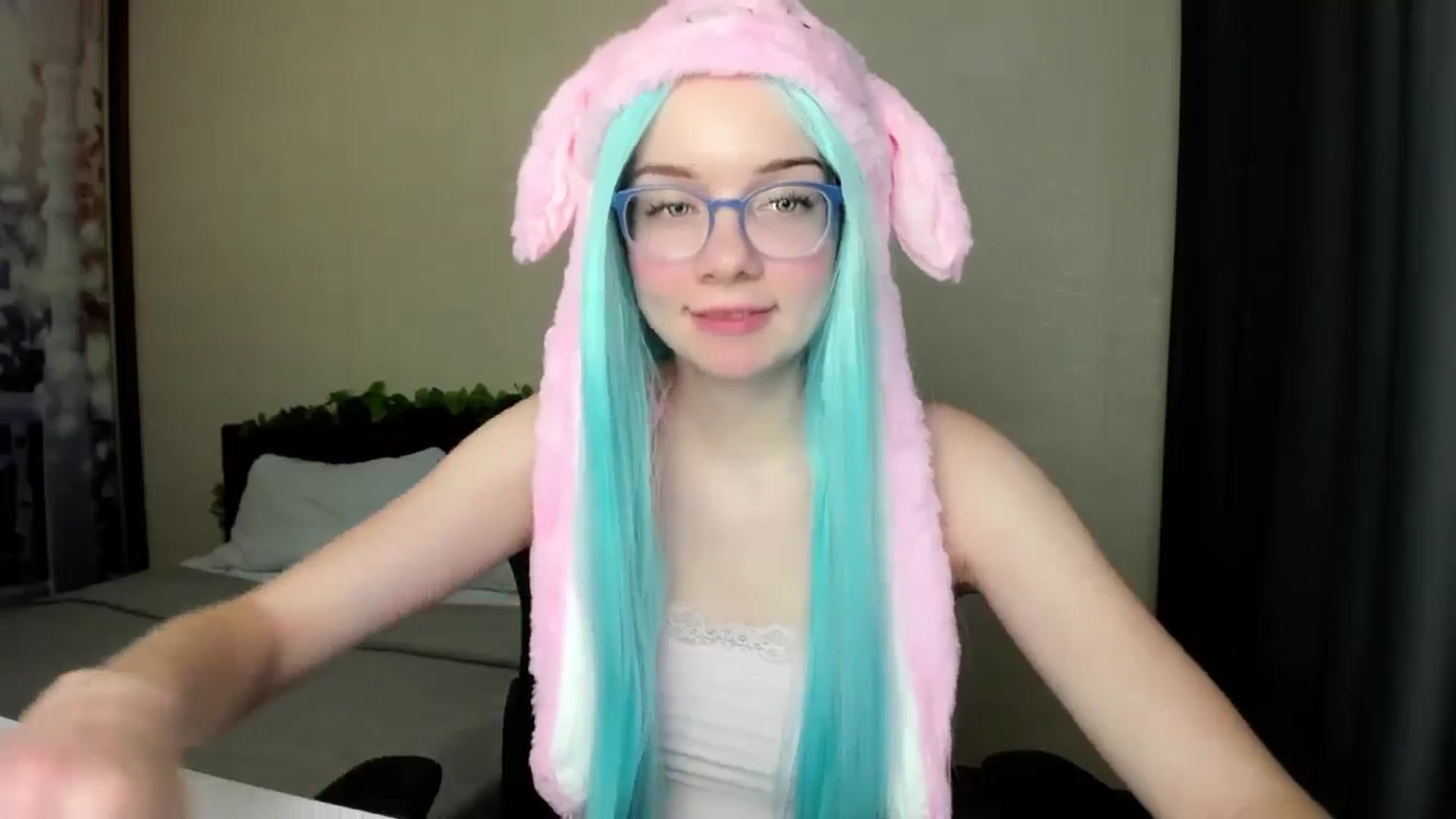 Gallery image thumbnail from Baby_Melania's myfreecams stream on, 10/07/2025, 21:02 image 4 of 20