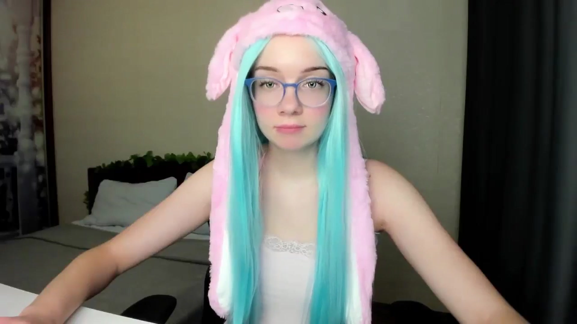 Gallery image thumbnail from Baby_Melania's myfreecams stream on, 10/07/2025, 21:02 image 2 of 20