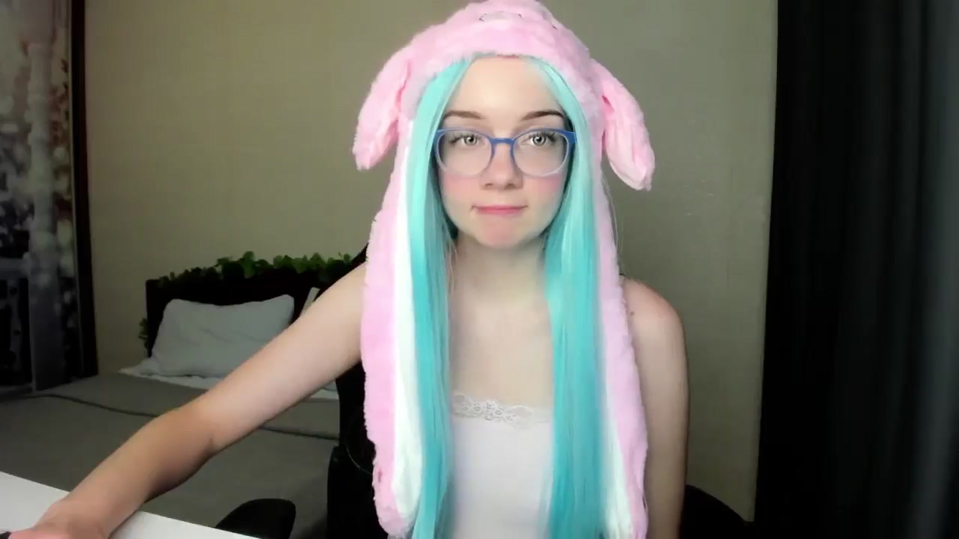 Gallery image thumbnail from Baby_Melania's myfreecams stream on, 10/07/2025, 21:02 image 8 of 20