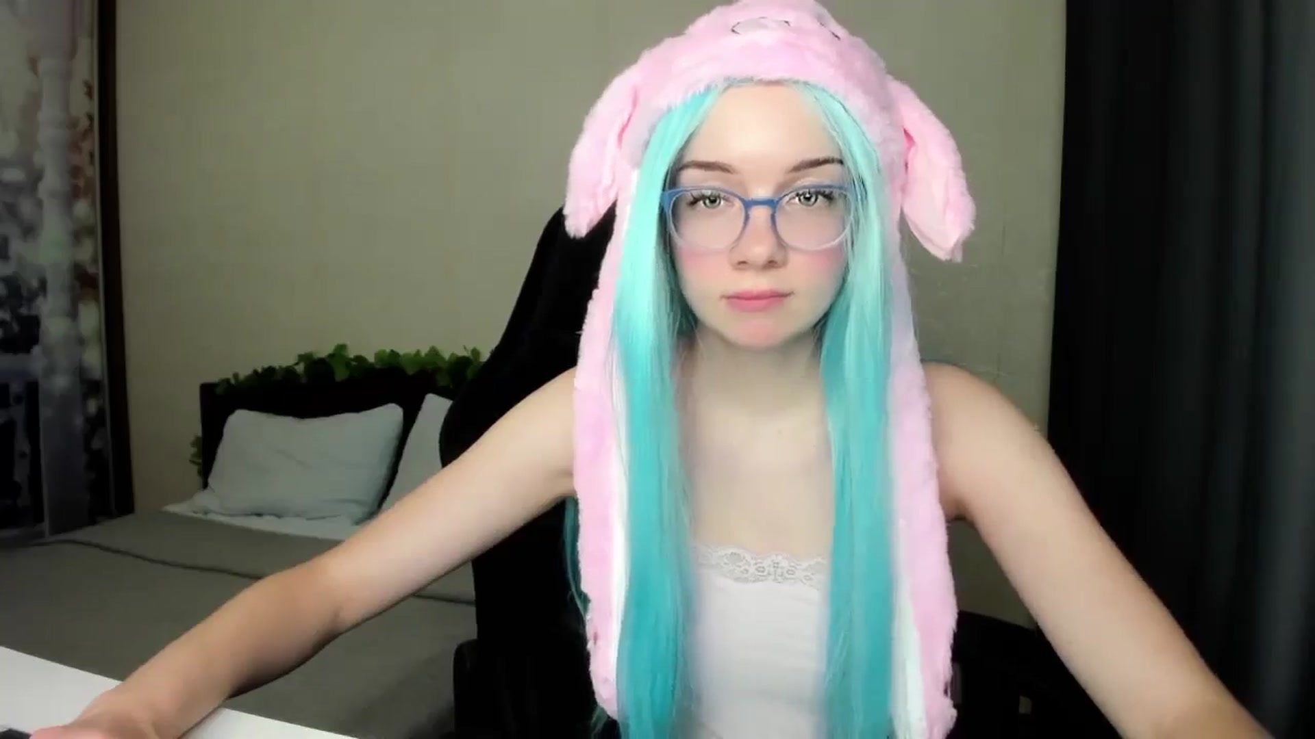 Gallery image thumbnail from Baby_Melania's myfreecams stream on, 10/07/2025, 21:02 image 11 of 20