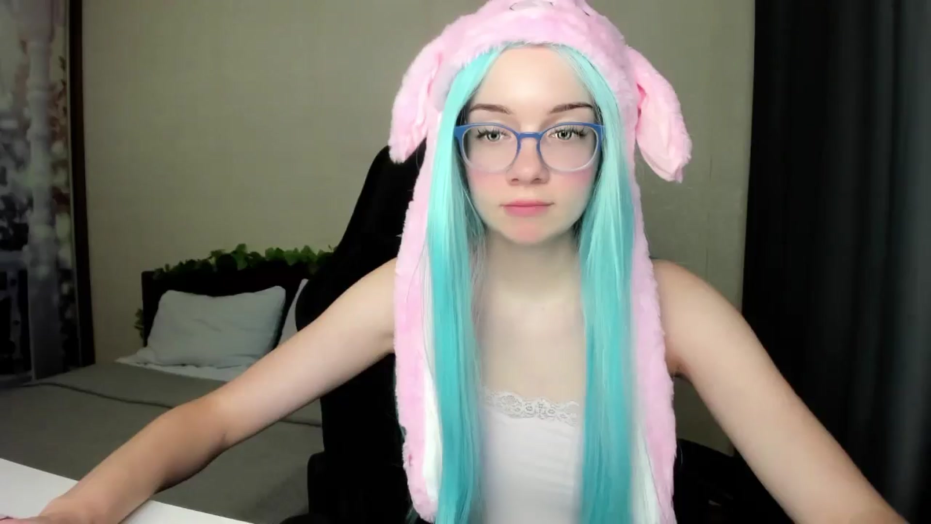 Gallery image thumbnail from Baby_Melania's myfreecams stream on, 10/07/2025, 21:02 image 16 of 20