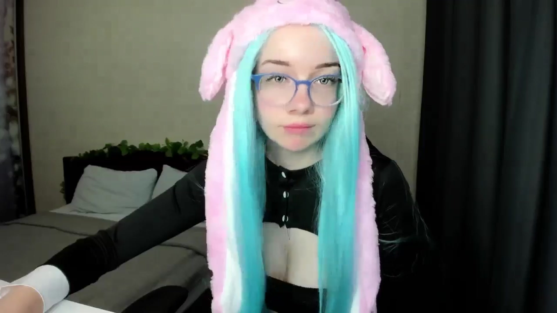 Gallery image thumbnail from Baby_Melania's myfreecams stream on, 10/10/2025, 06:42 image 16 of 20
