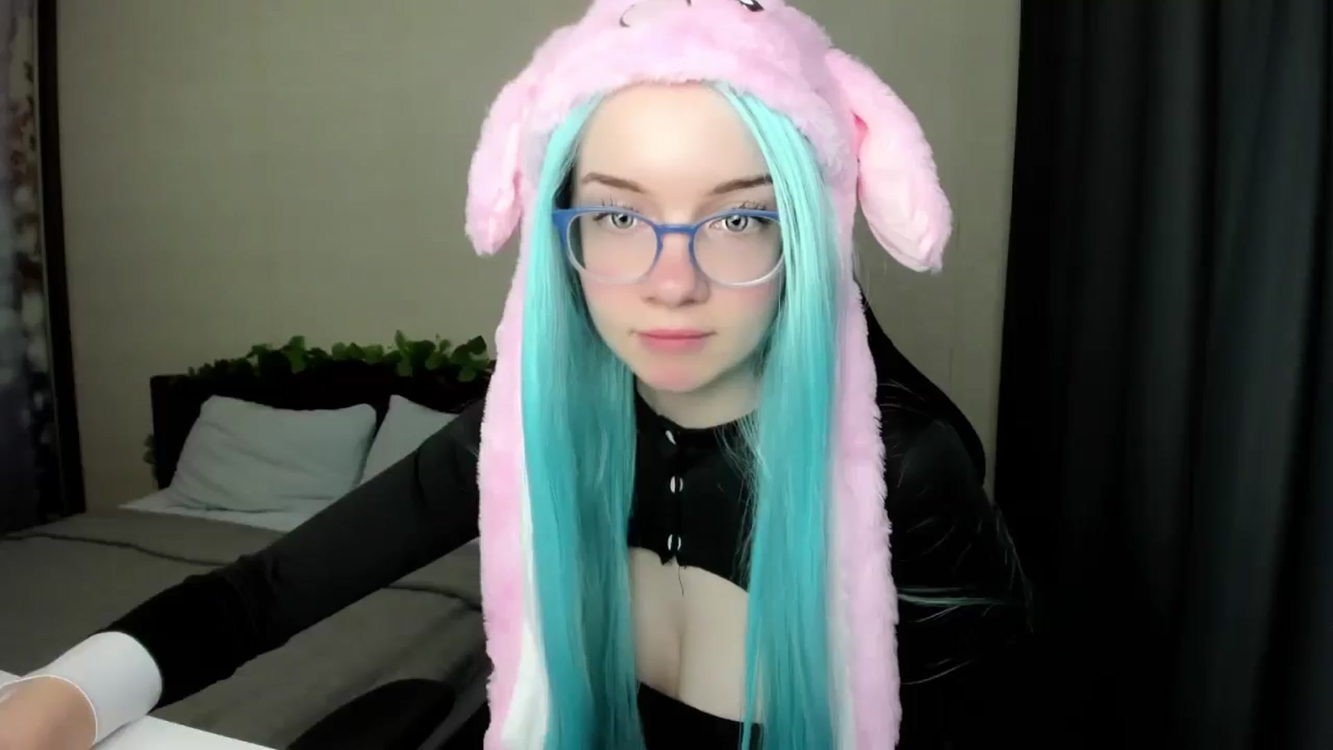 Gallery image thumbnail from Baby_Melania's myfreecams stream on, 10/10/2025, 06:42 image 14 of 20