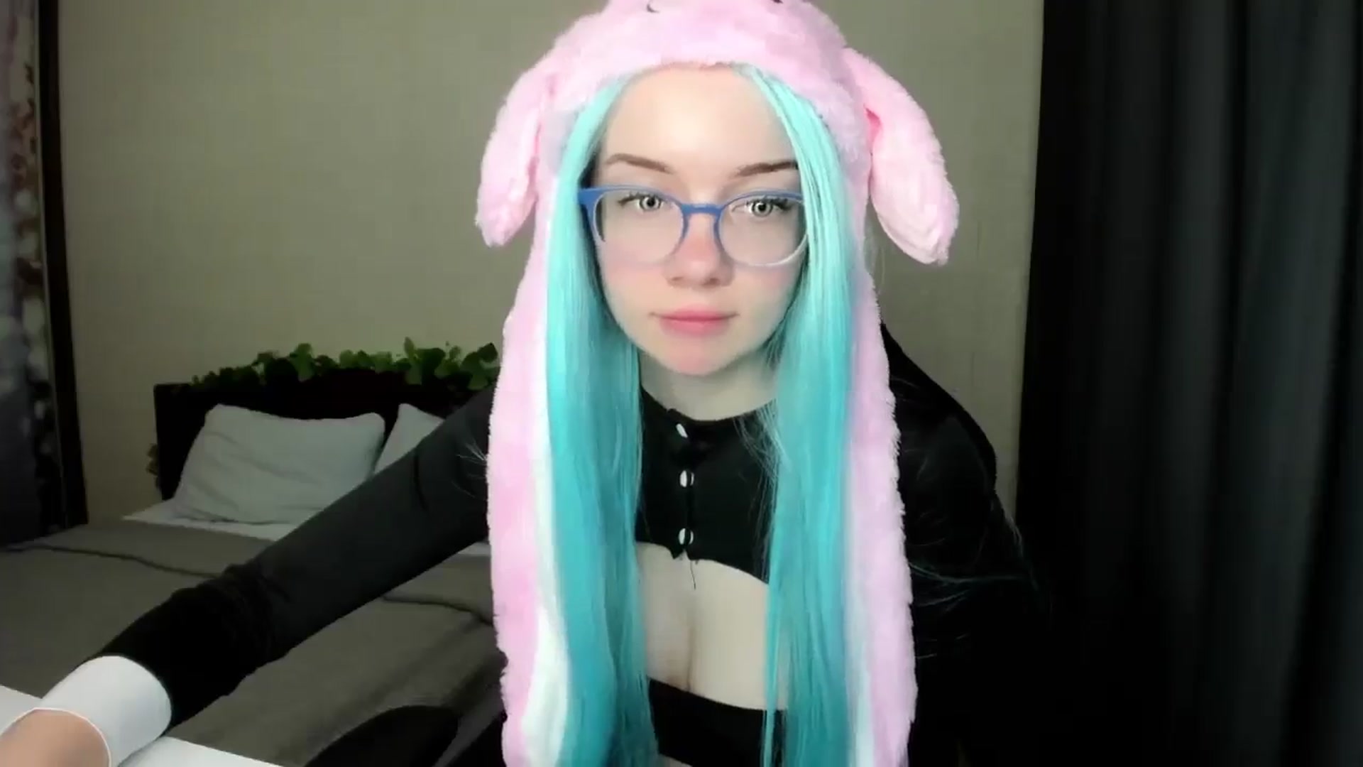Gallery image thumbnail from Baby_Melania's myfreecams stream on, 10/10/2025, 06:42 image 13 of 20