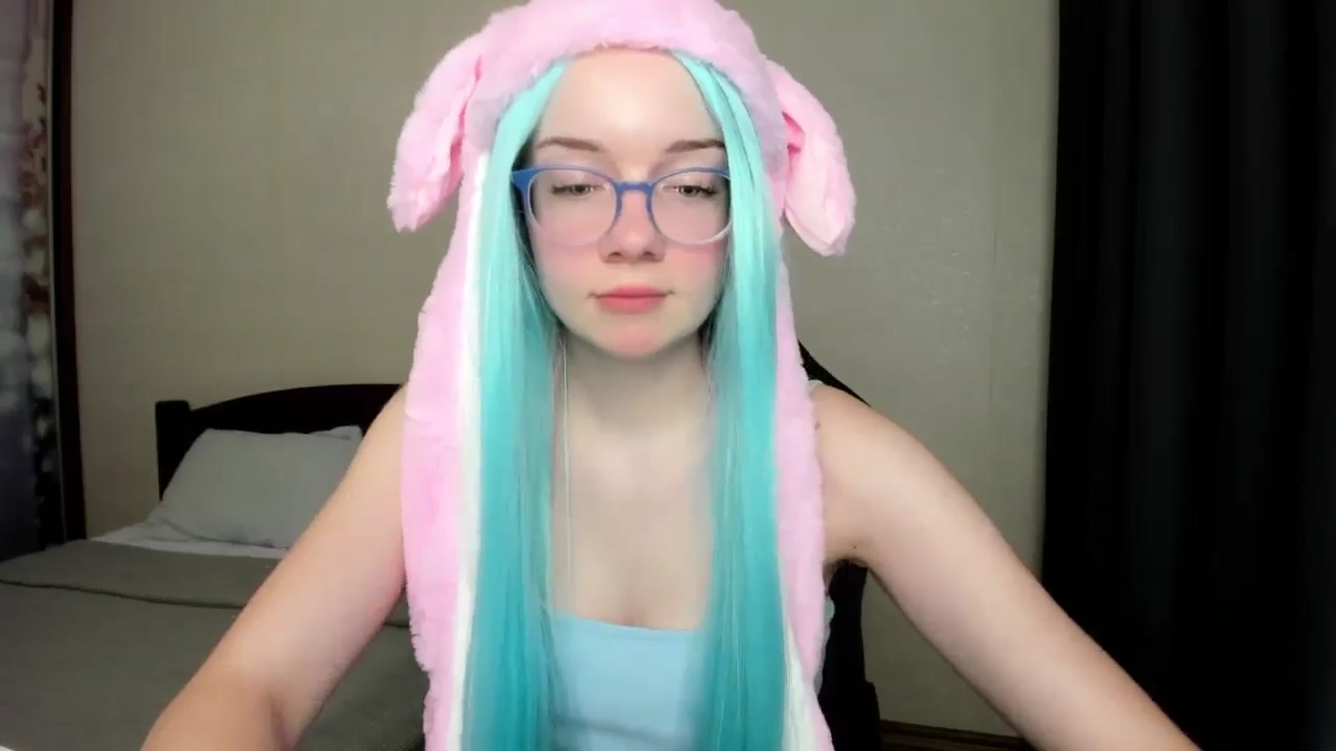 Gallery image thumbnail from Baby_Melania's myfreecams stream on, 10/14/2025, 14:19 image 9 of 20