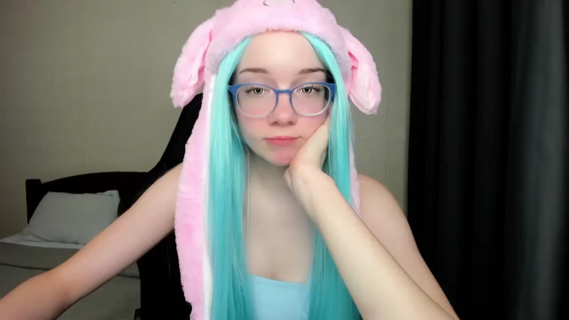 Gallery image thumbnail from Baby_Melania's myfreecams stream on, 10/14/2025, 14:19 image 2 of 20