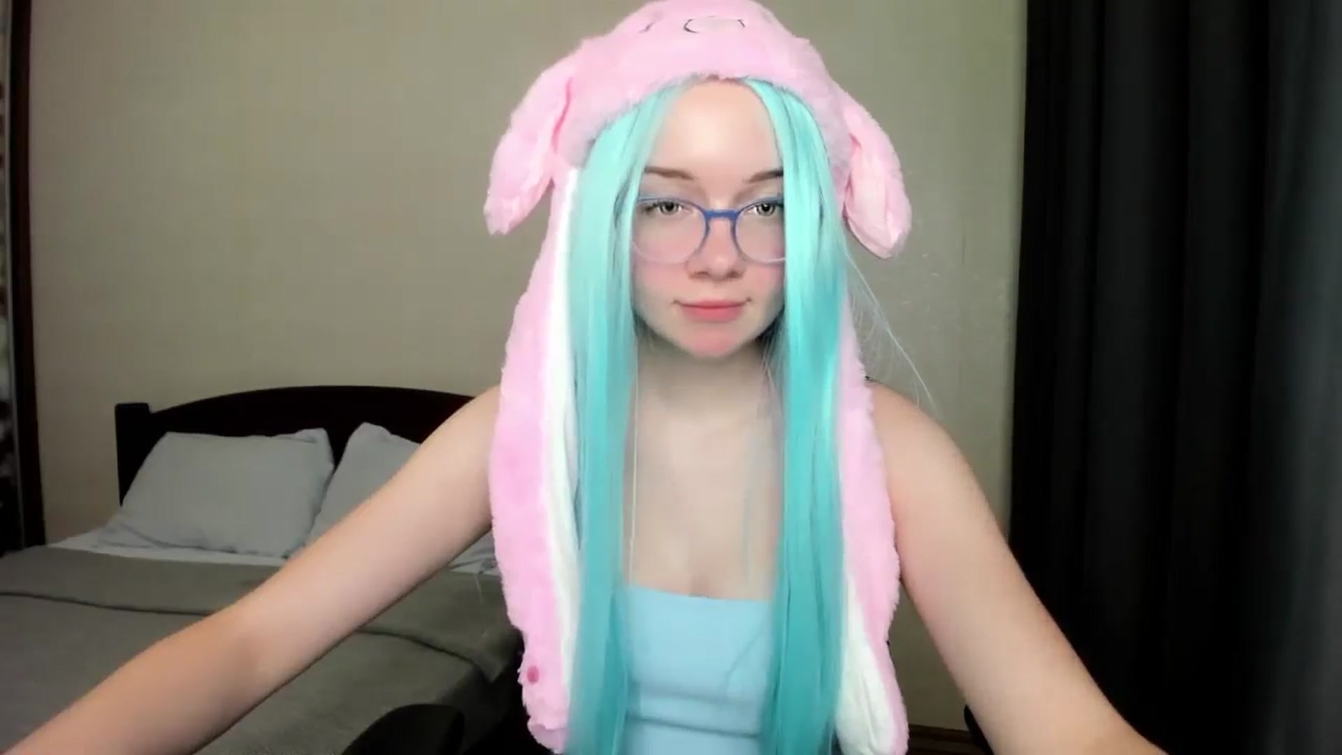 Gallery image thumbnail from Baby_Melania's myfreecams stream on, 10/14/2025, 14:19 image 18 of 20