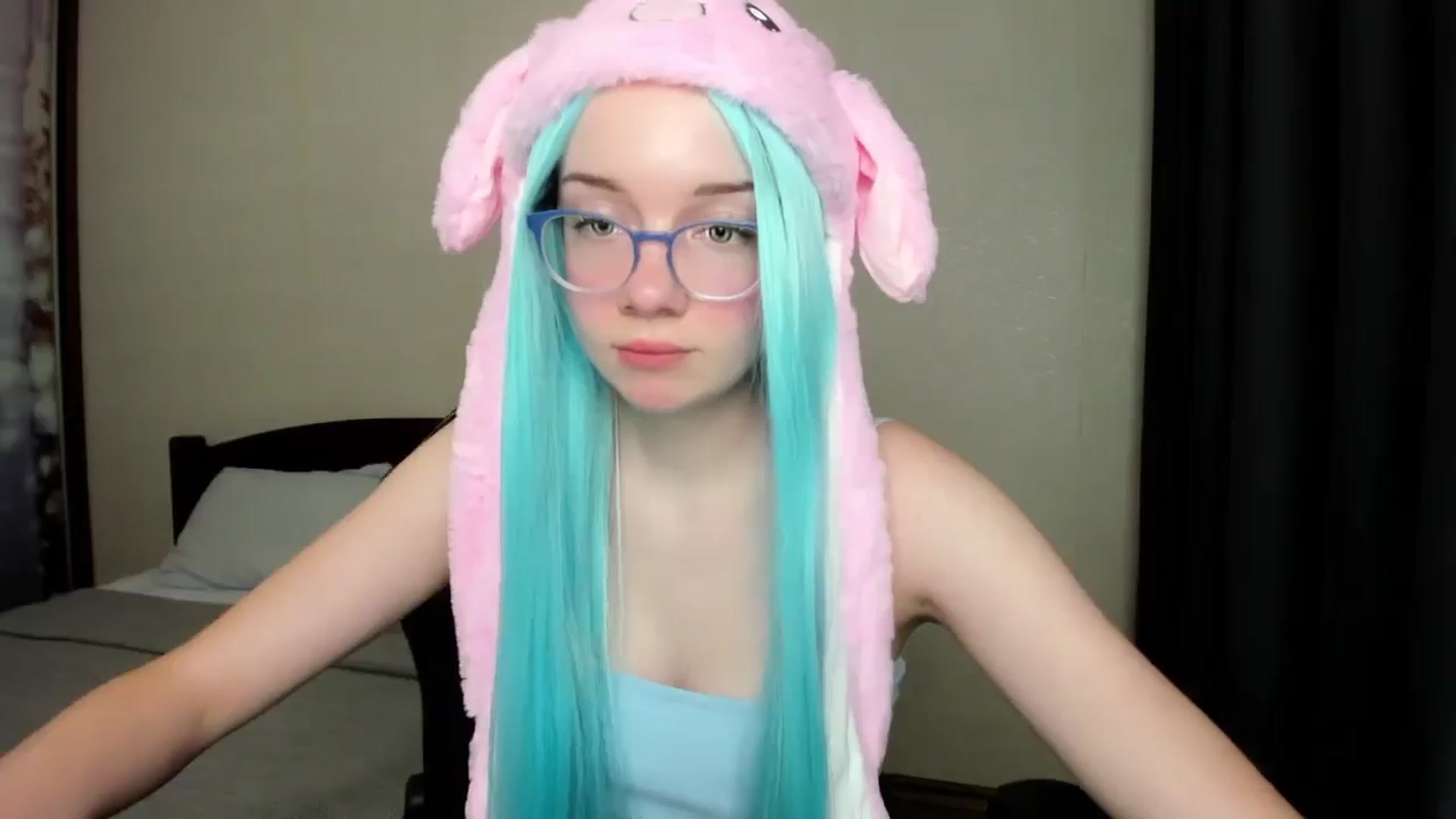 Gallery image thumbnail from Baby_Melania's myfreecams stream on, 10/14/2025, 14:19 image 8 of 20