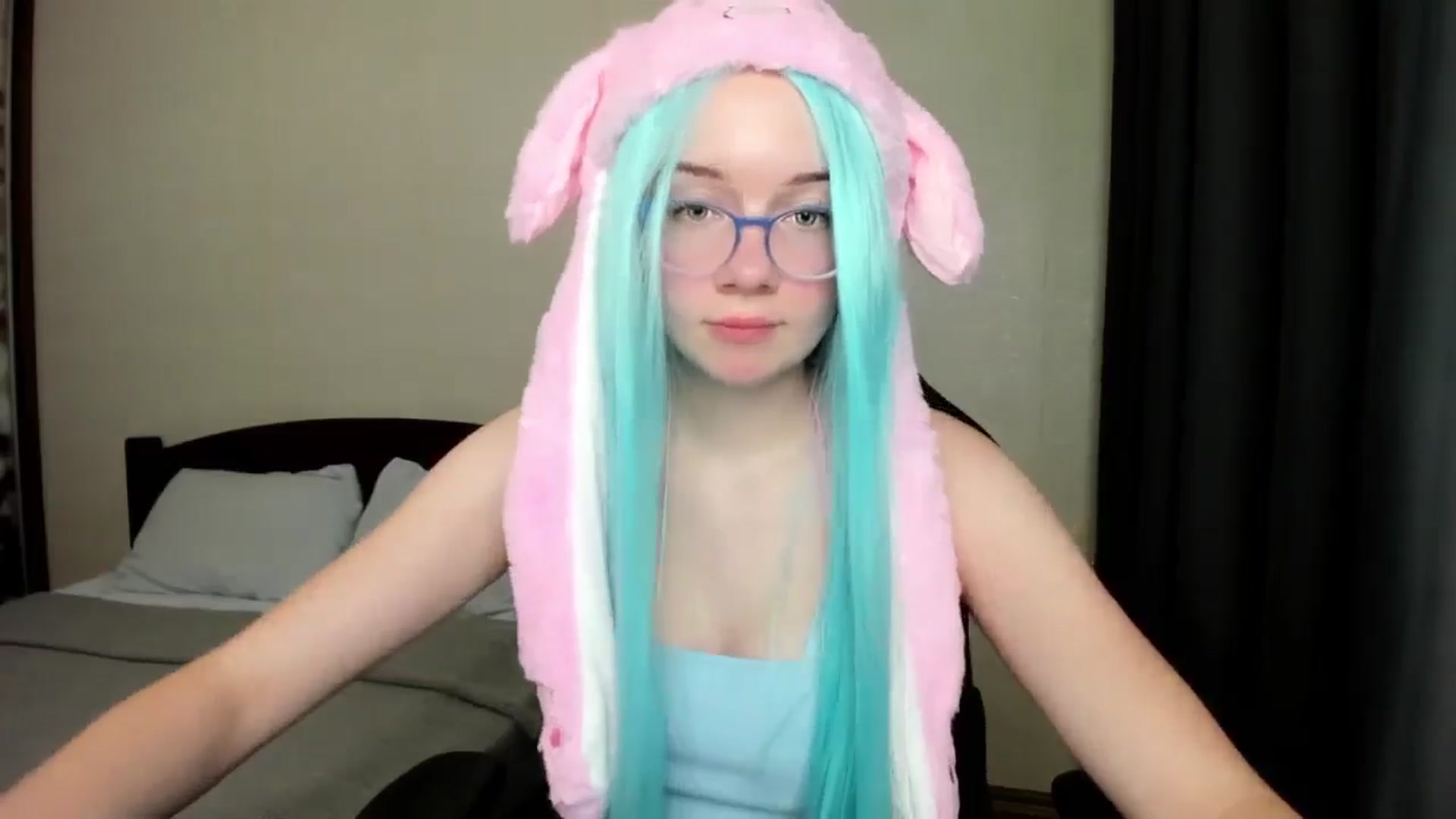 Gallery image thumbnail from Baby_Melania's myfreecams stream on, 10/14/2025, 14:19 image 20 of 20