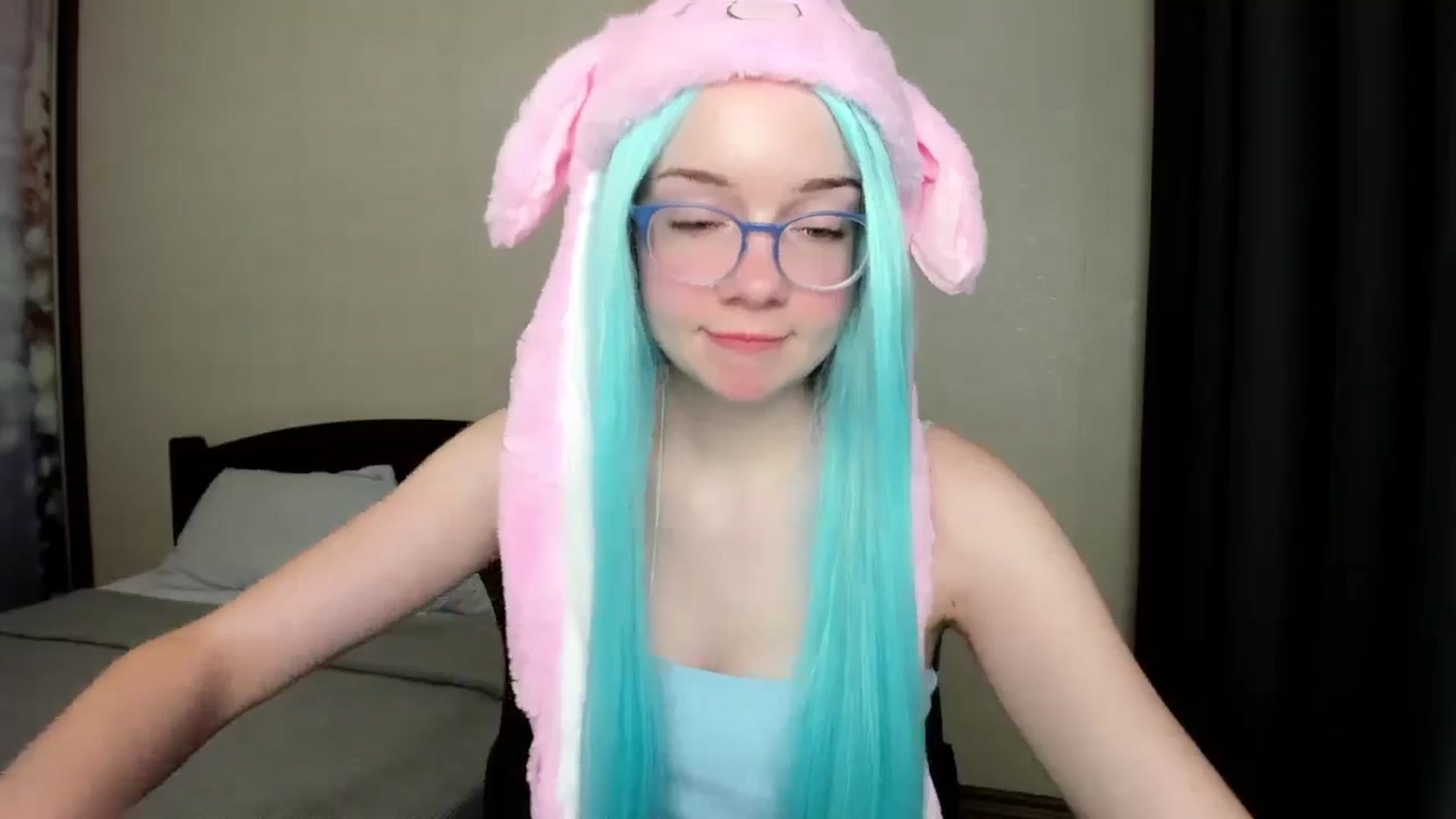 Gallery image thumbnail from Baby_Melania's myfreecams stream on, 10/14/2025, 14:19 image 7 of 20