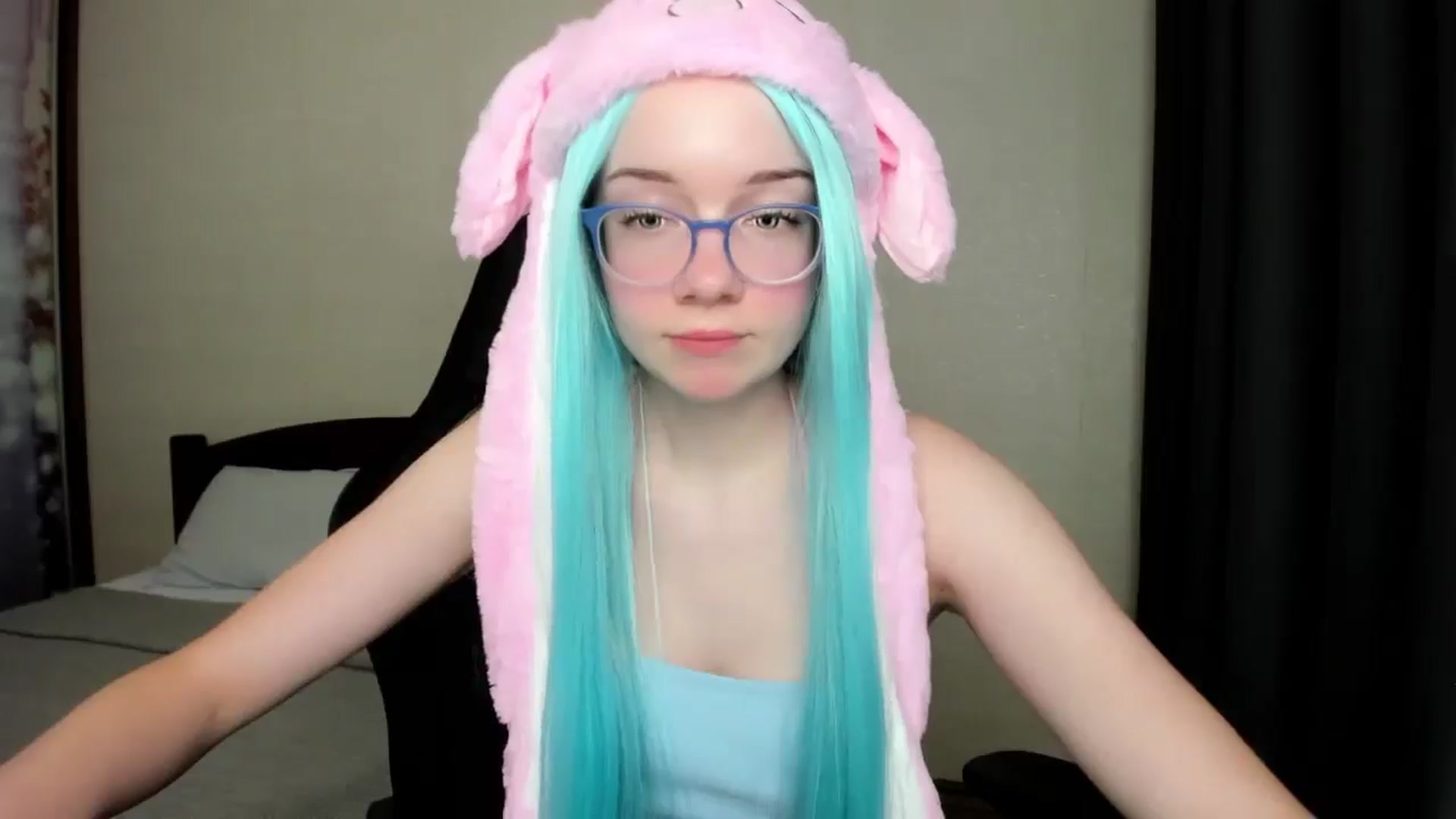 Gallery image thumbnail from Baby_Melania's myfreecams stream on, 10/14/2025, 14:19 image 5 of 20