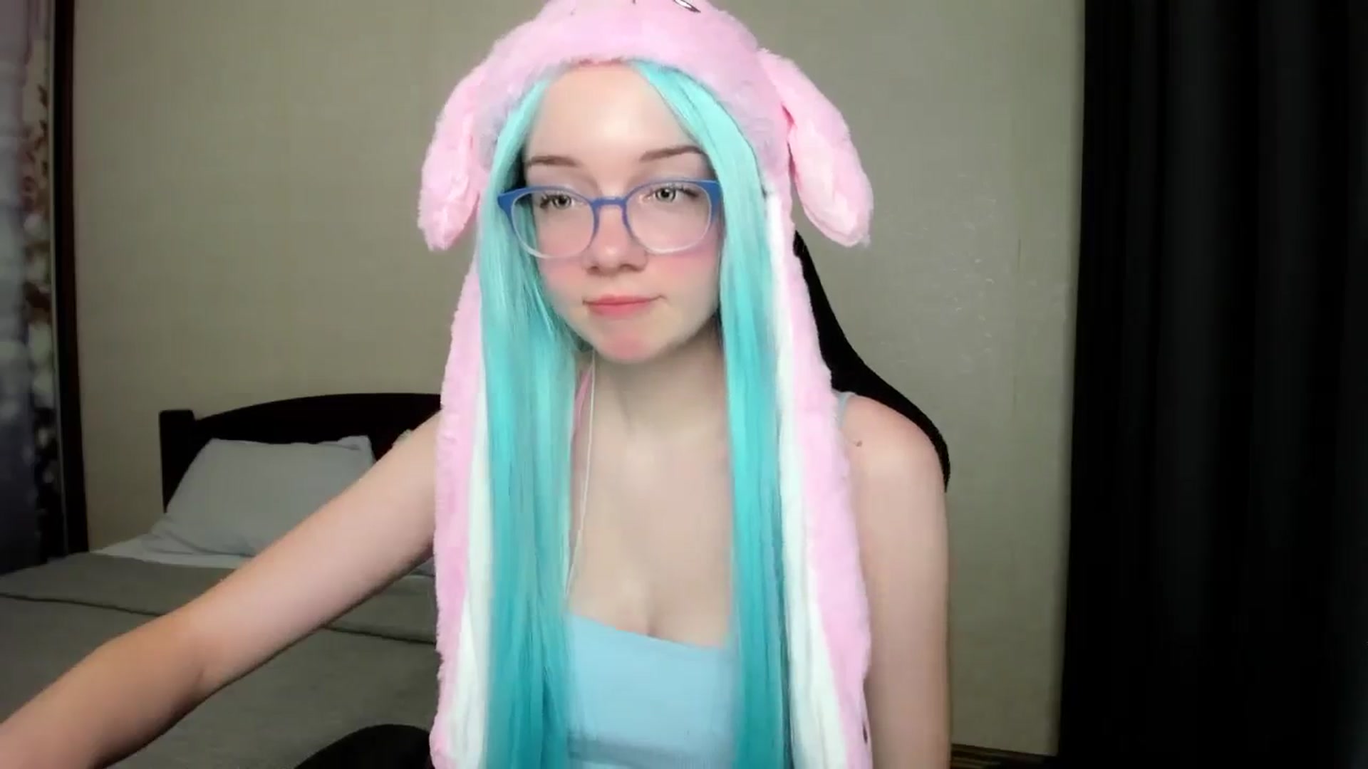 Gallery image thumbnail from Baby_Melania's myfreecams stream on, 10/14/2025, 14:19 image 13 of 20