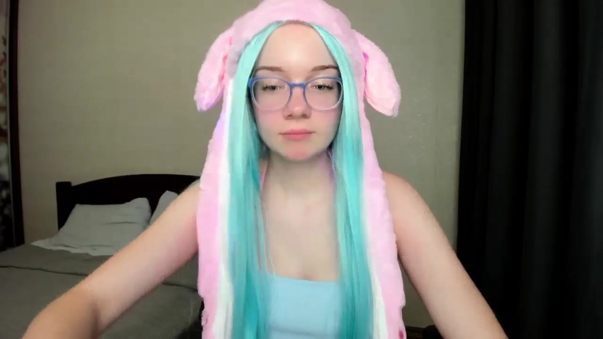 Gallery image thumbnail from Baby_Melania's myfreecams stream on, 10/14/2025, 20:14 image 17 of 20