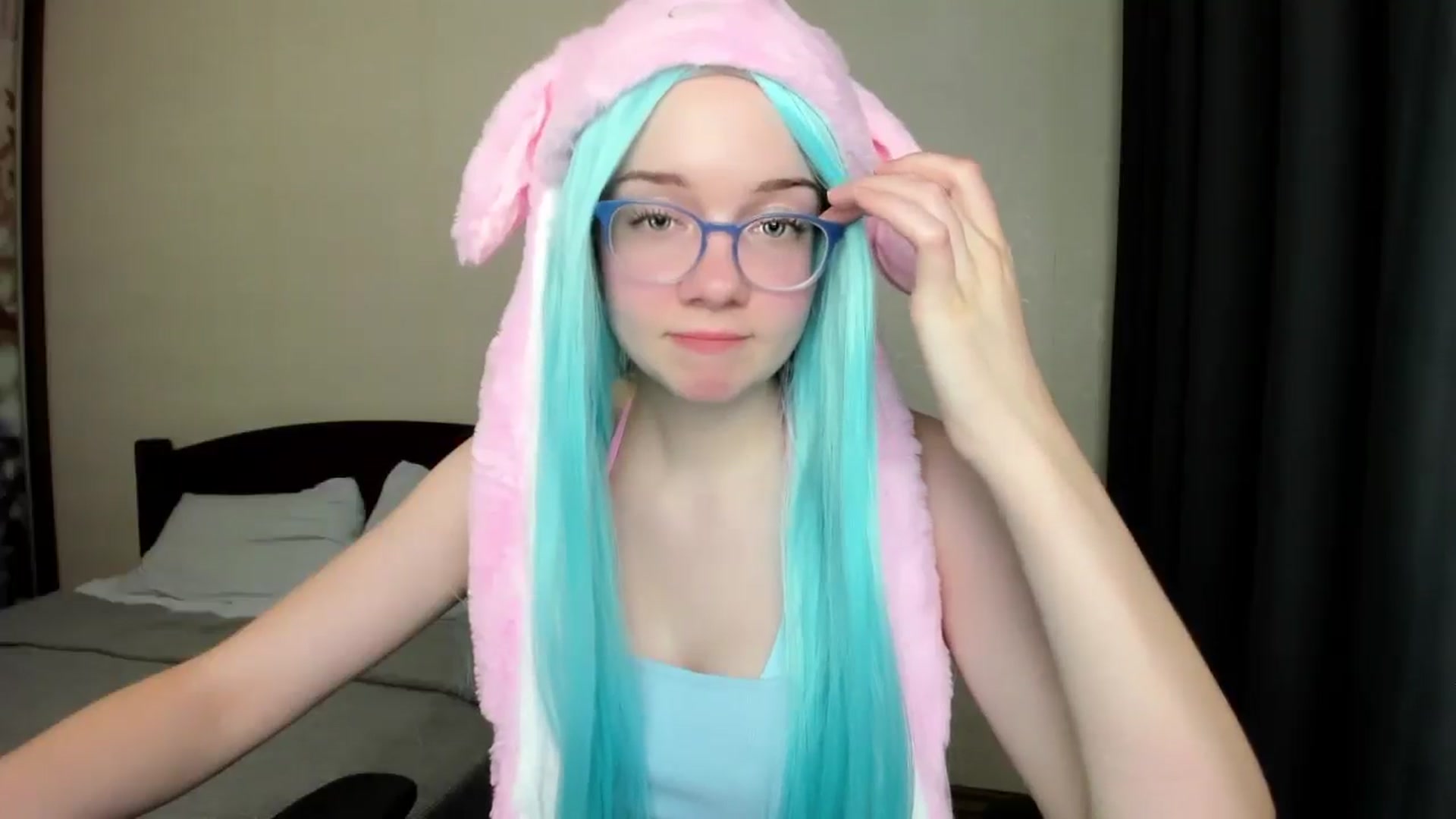 Gallery image thumbnail from Baby_Melania's myfreecams stream on, 10/14/2025, 20:14 image 10 of 20