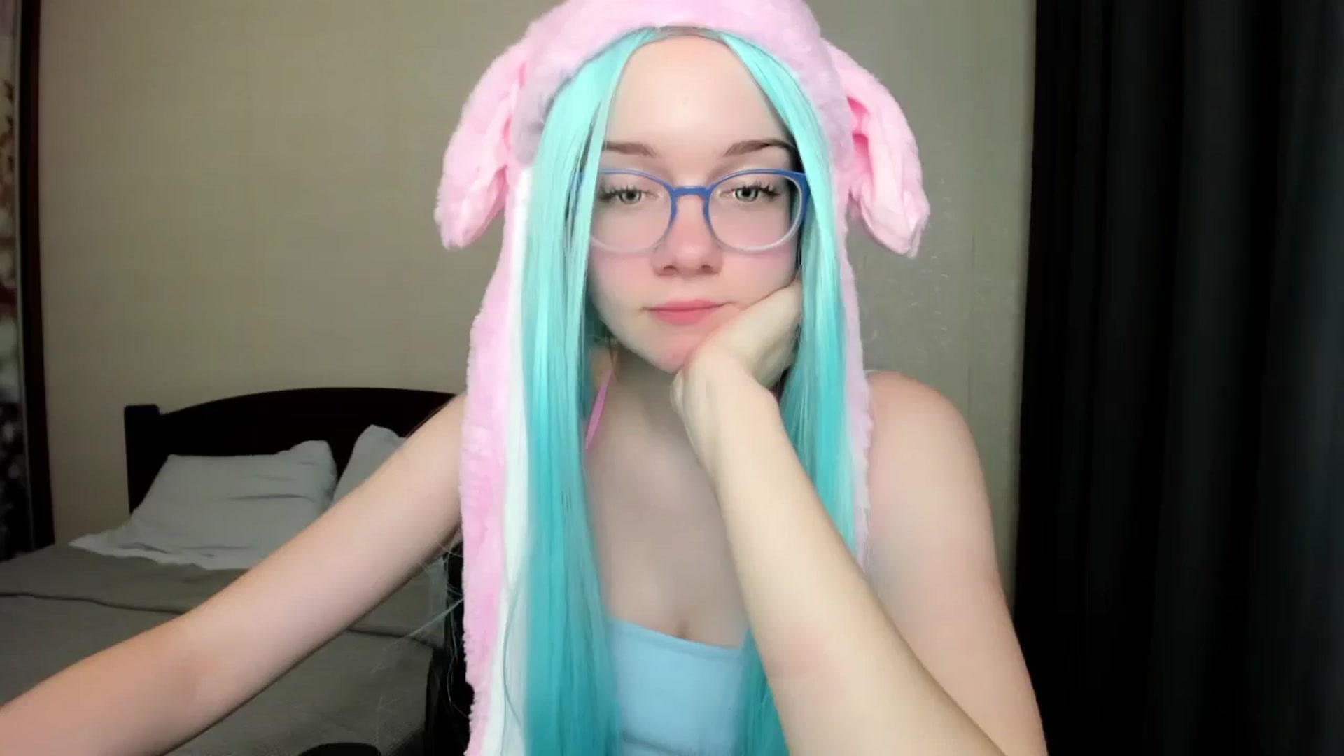 Gallery image thumbnail from Baby_Melania's myfreecams stream on, 10/14/2025, 20:14 image 7 of 20