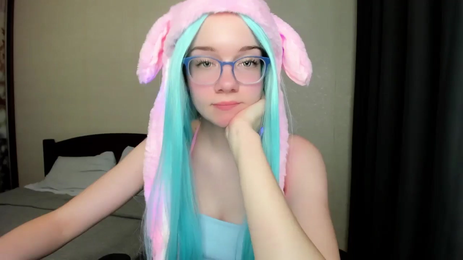 Gallery image thumbnail from Baby_Melania's myfreecams stream on, 10/14/2025, 20:14 image 11 of 20