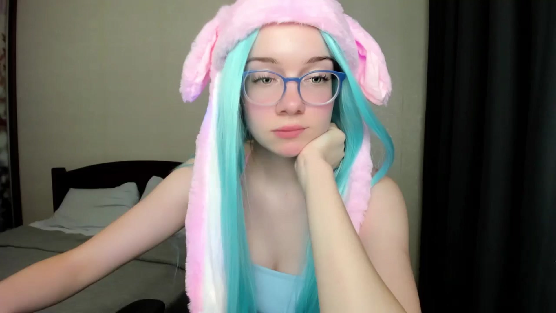 Gallery image thumbnail from Baby_Melania's myfreecams stream on, 10/14/2025, 20:14 image 20 of 20