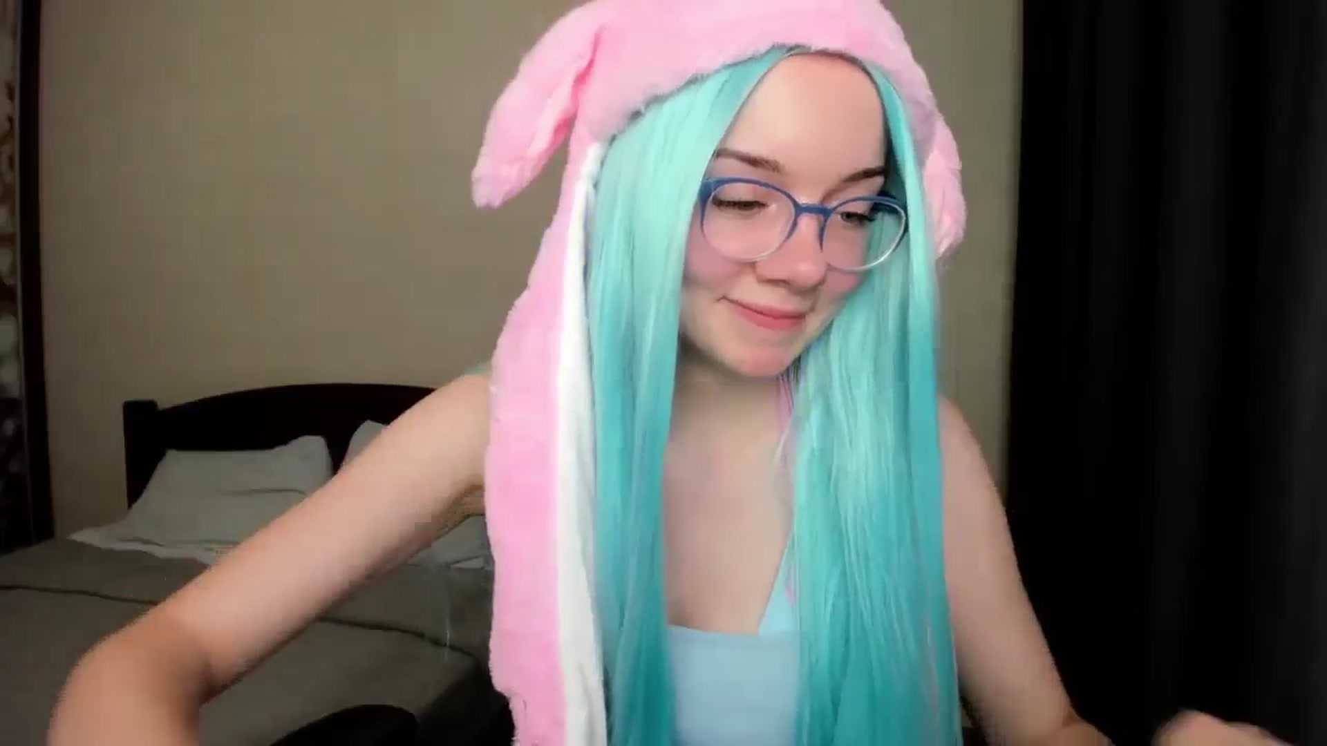 Gallery image thumbnail from Baby_Melania's myfreecams stream on, 10/14/2025, 20:14 image 14 of 20
