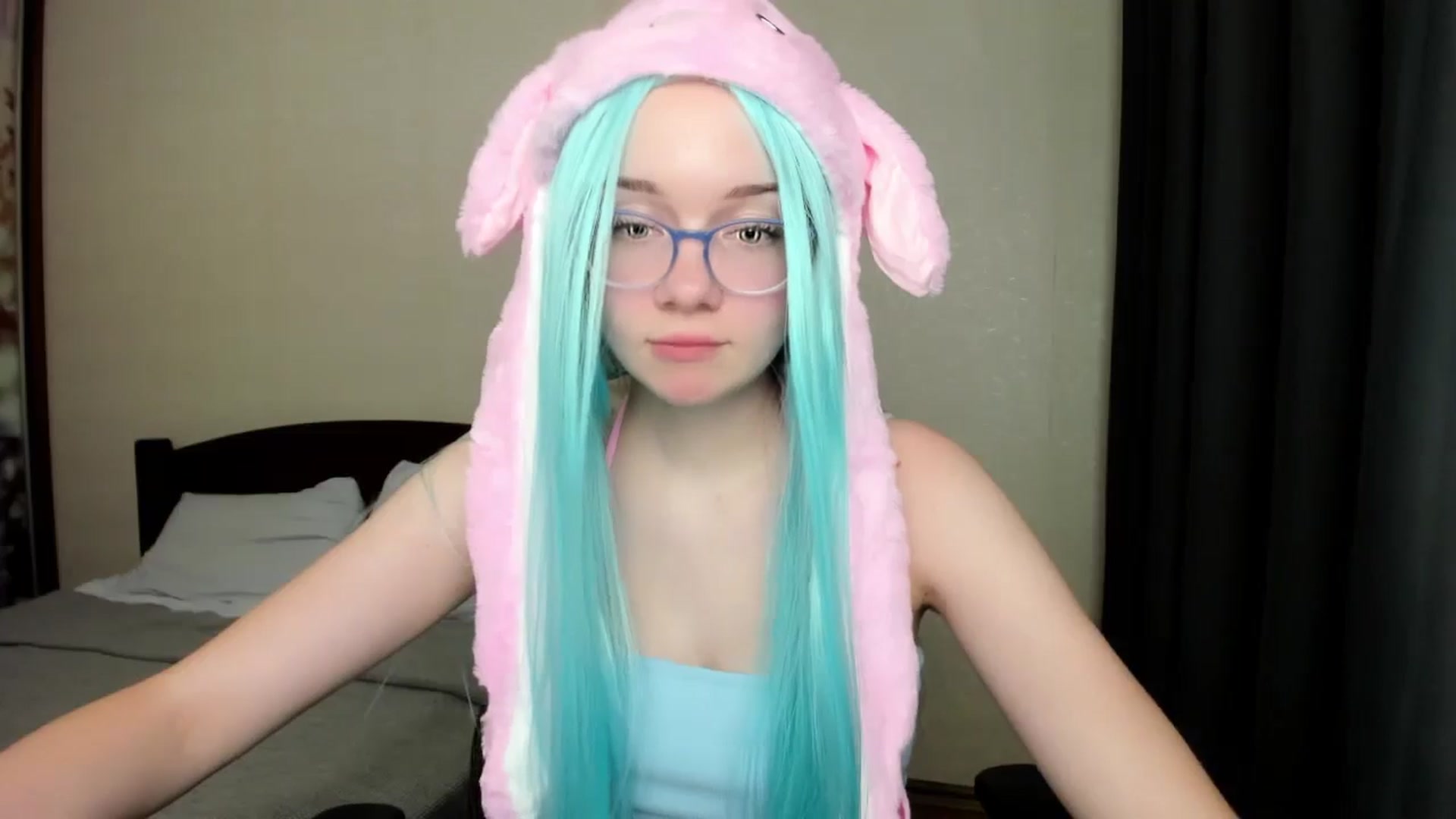 Gallery image thumbnail from Baby_Melania's myfreecams stream on, 10/14/2025, 20:14 image 3 of 20