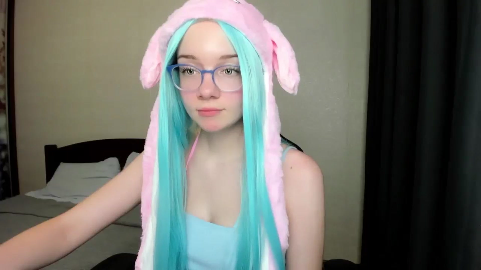 Gallery image thumbnail from Baby_Melania's myfreecams stream on, 10/14/2025, 20:14 image 8 of 20