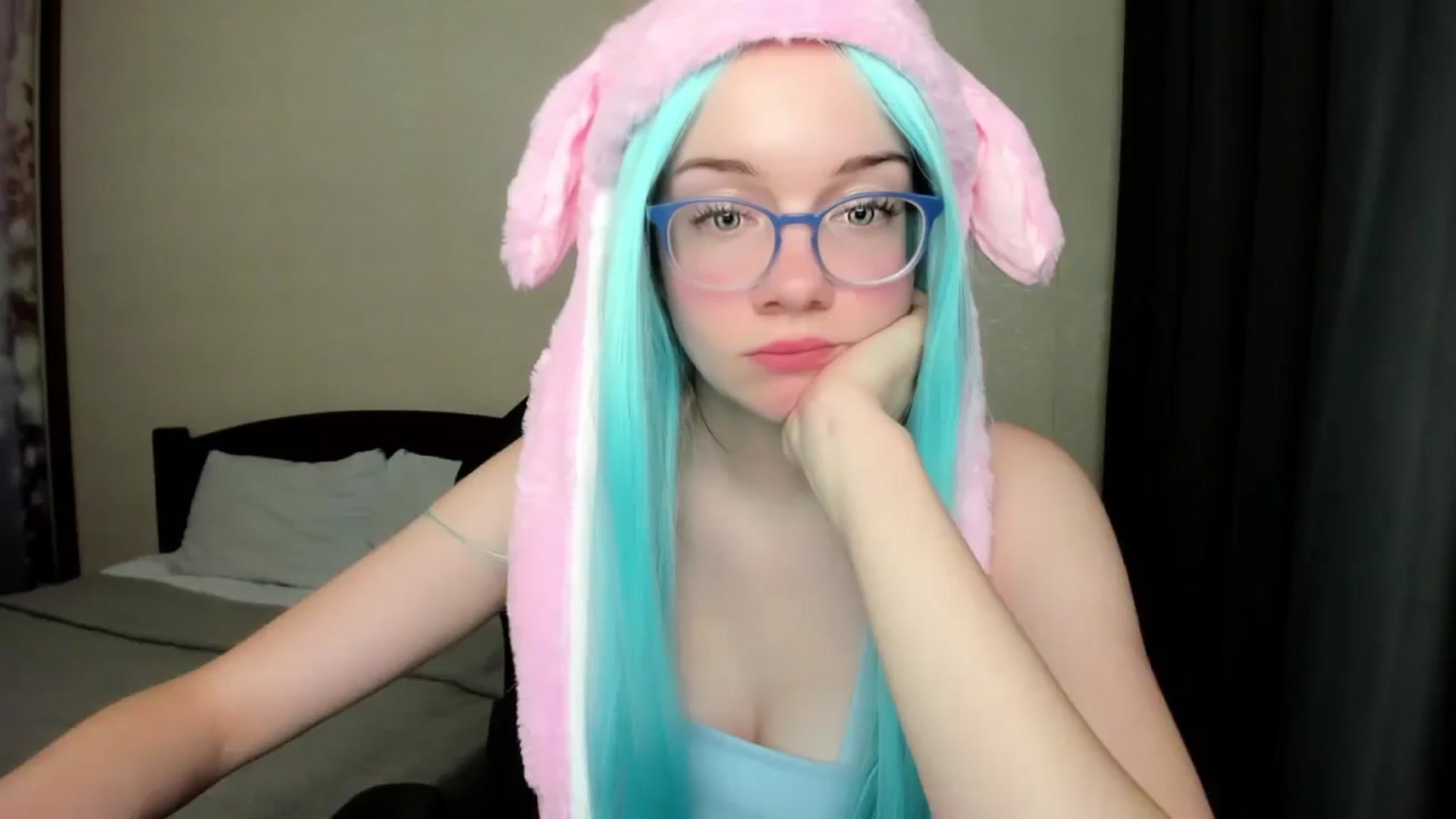 Gallery image thumbnail from Baby_Melania's myfreecams stream on, 10/14/2025, 23:28 image 17 of 20