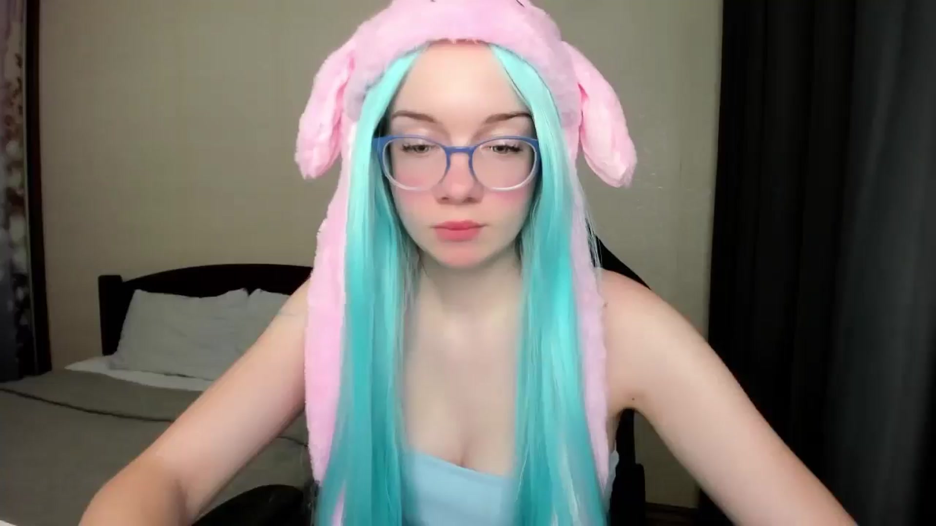 Gallery image thumbnail from Baby_Melania's myfreecams stream on, 10/14/2025, 23:28 image 13 of 20
