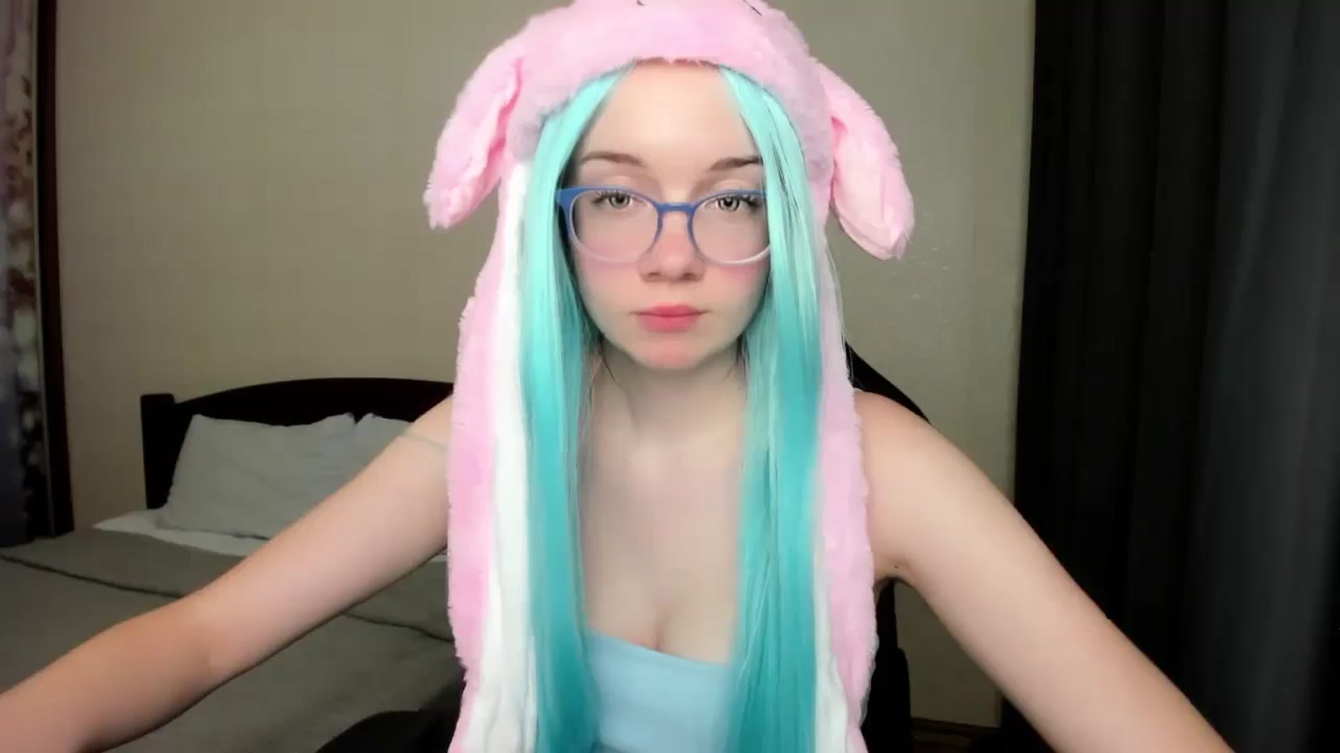 Gallery image thumbnail from Baby_Melania's myfreecams stream on, 10/14/2025, 23:28 image 7 of 20