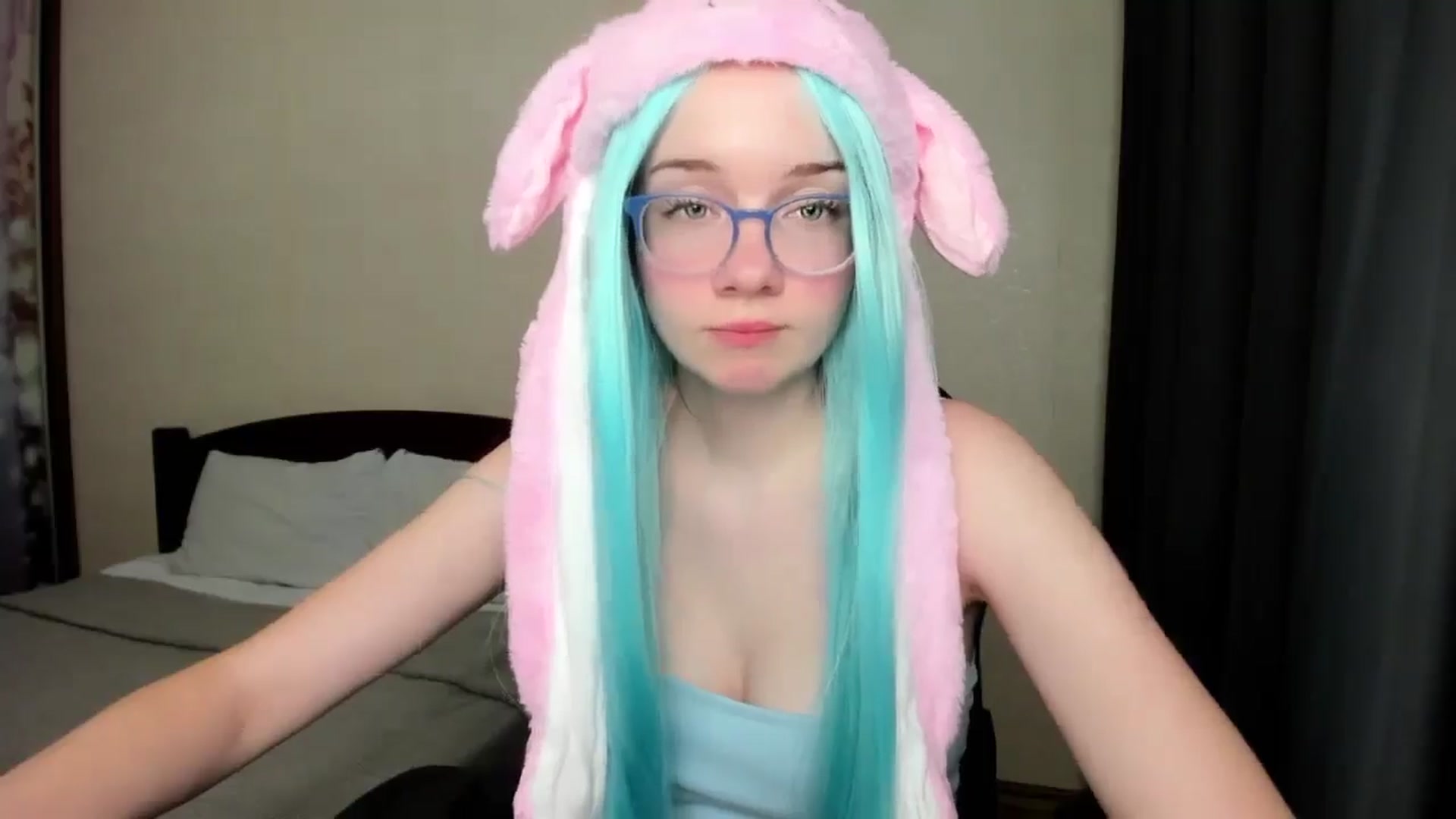 Gallery image thumbnail from Baby_Melania's myfreecams stream on, 10/14/2025, 23:28 image 5 of 20