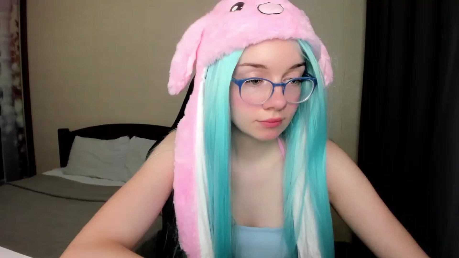 Gallery image thumbnail from Baby_Melania's myfreecams stream on, 10/15/2025, 24:31 image 20 of 20