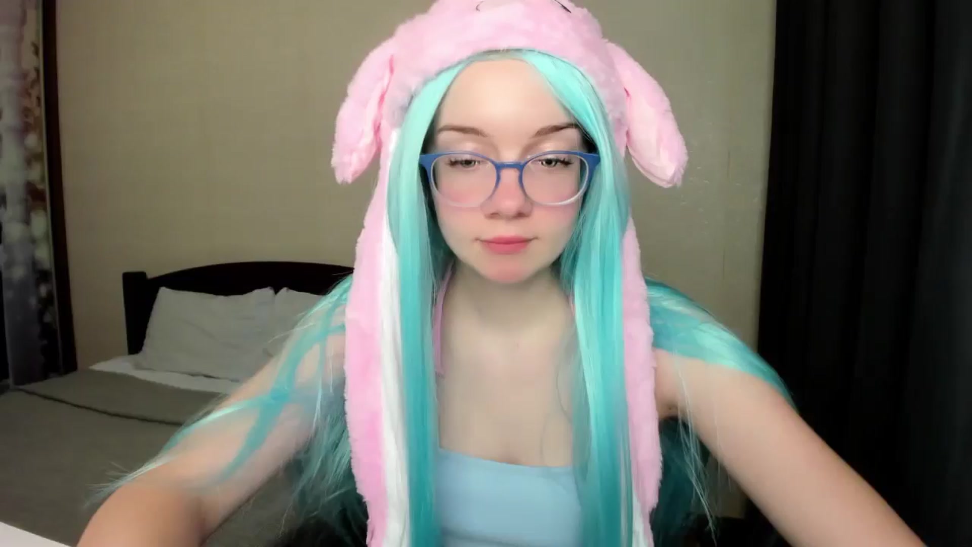 Gallery image thumbnail from Baby_Melania's myfreecams stream on, 10/15/2025, 24:31 image 1 of 20