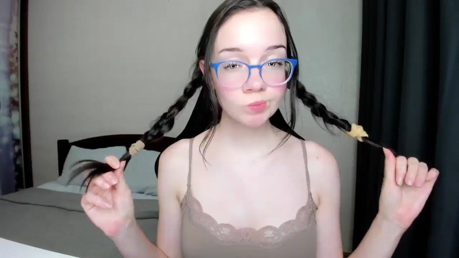 Gallery image thumbnail from Baby_Melania's myfreecams stream on, 10/15/2025, 21:33 image 3 of 20
