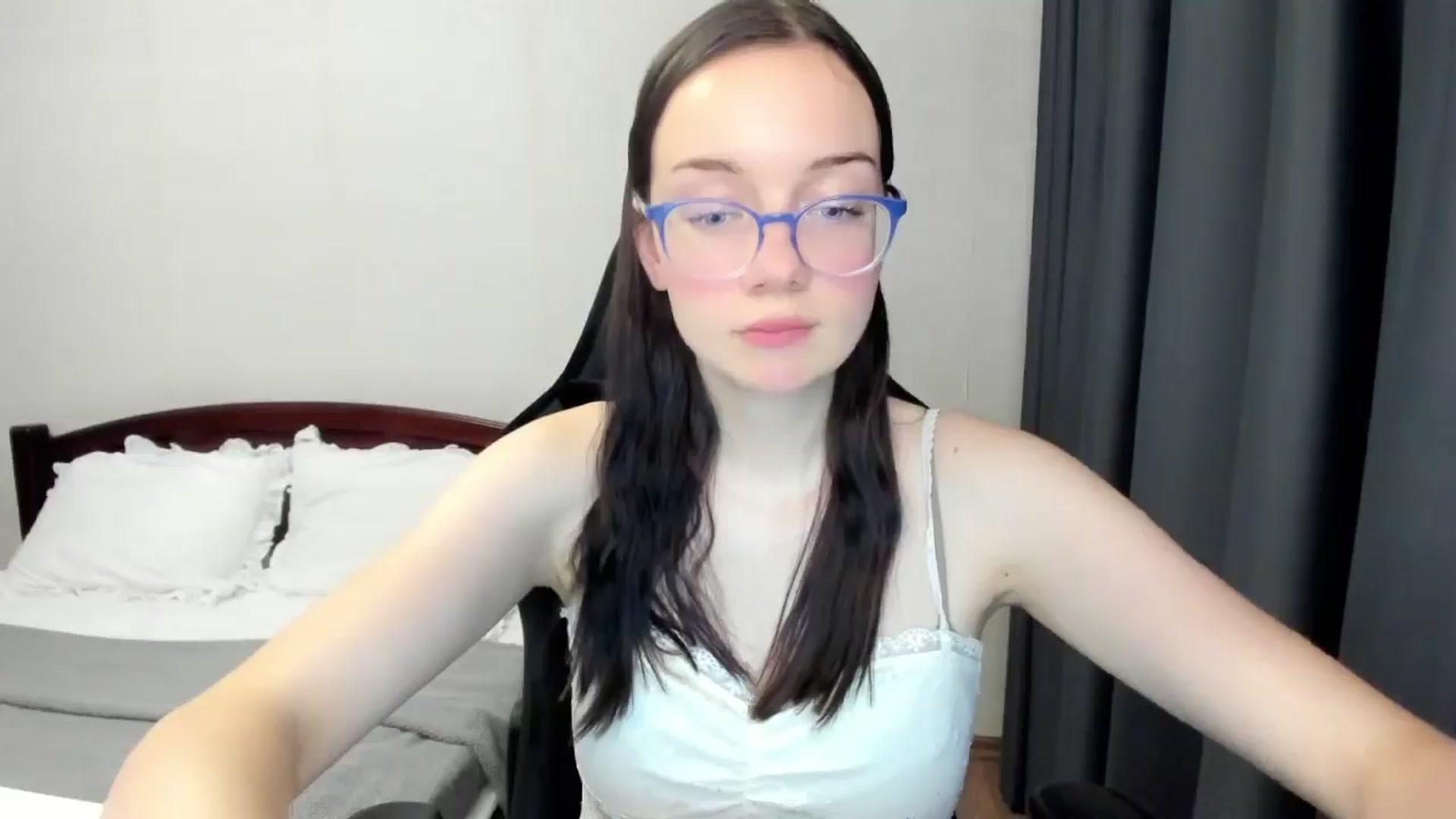 Gallery image thumbnail from Baby_Melania's myfreecams stream on, 10/21/2025, 21:49 image 12 of 20