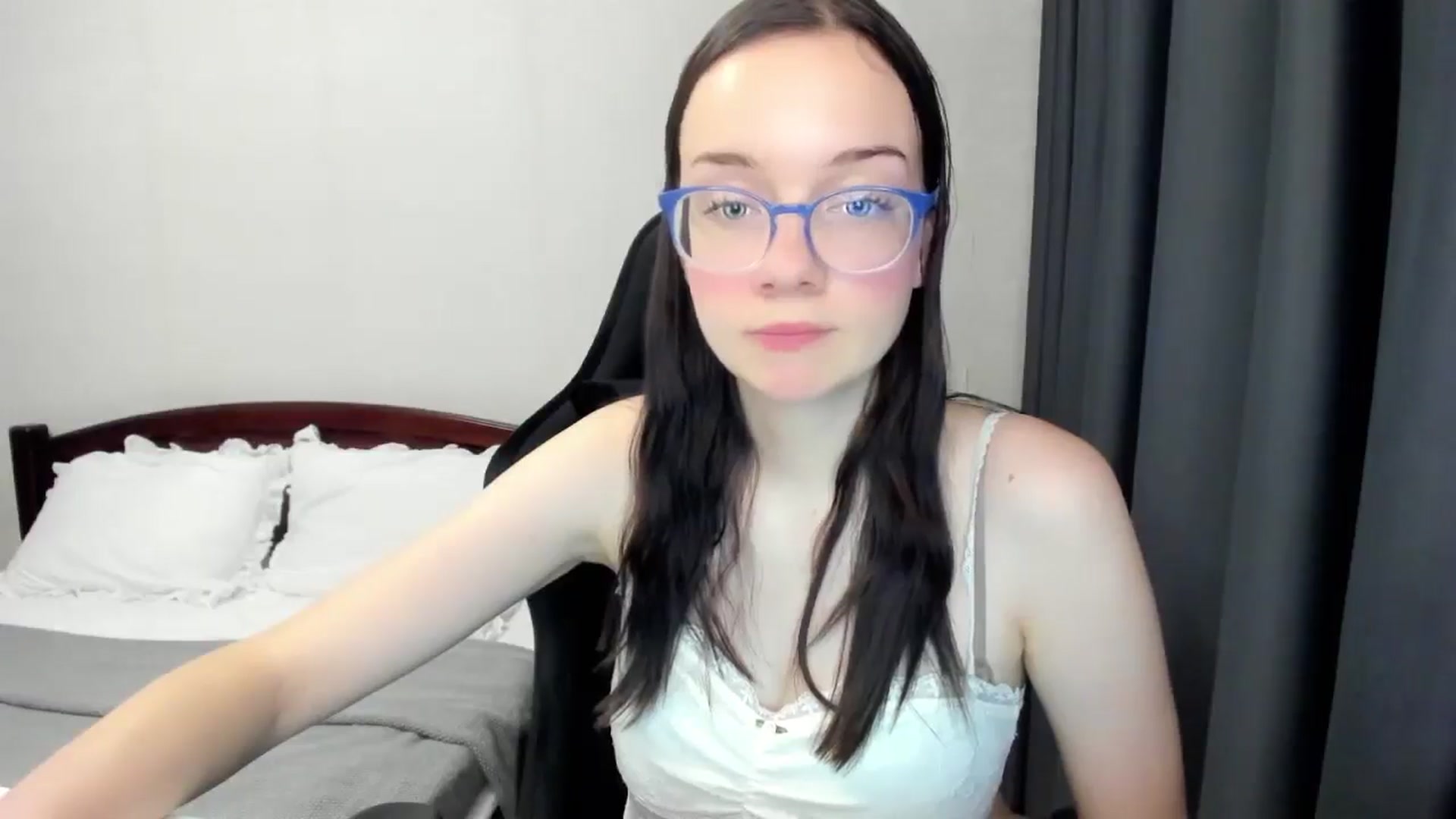 Gallery image thumbnail from Baby_Melania's myfreecams stream on, 10/21/2025, 21:49 image 6 of 20