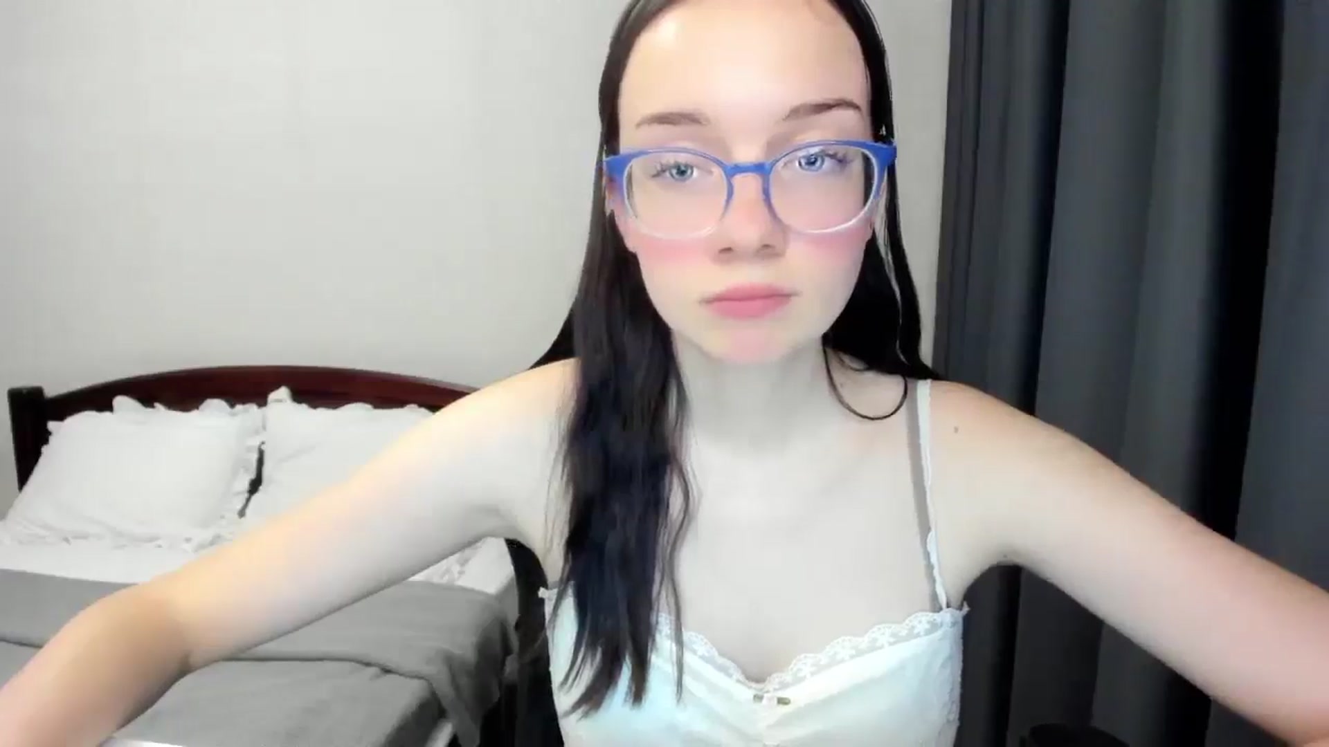 Gallery image thumbnail from Baby_Melania's myfreecams stream on, 10/21/2025, 21:49 image 16 of 20