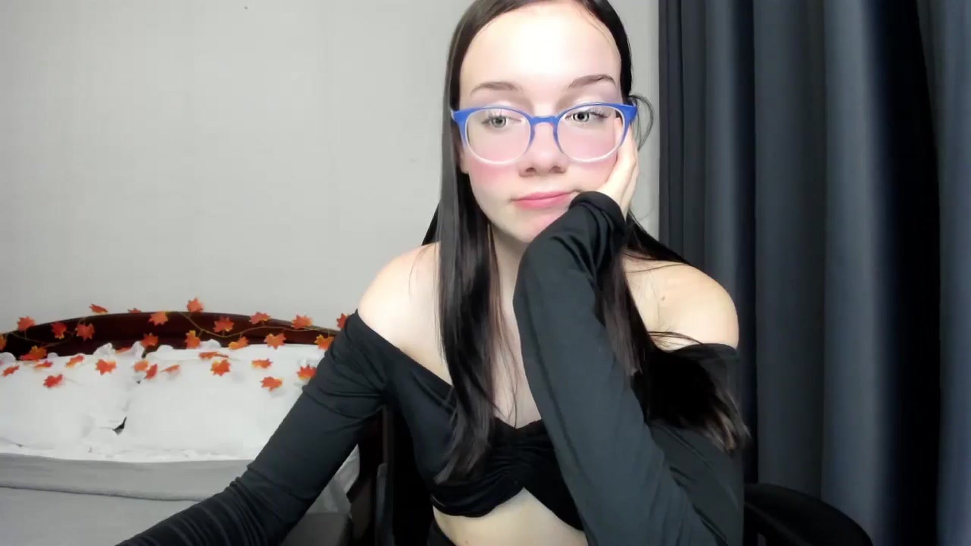 Gallery image thumbnail from Baby_Melania's myfreecams stream on, 10/24/2025, 24:26 image 5 of 20