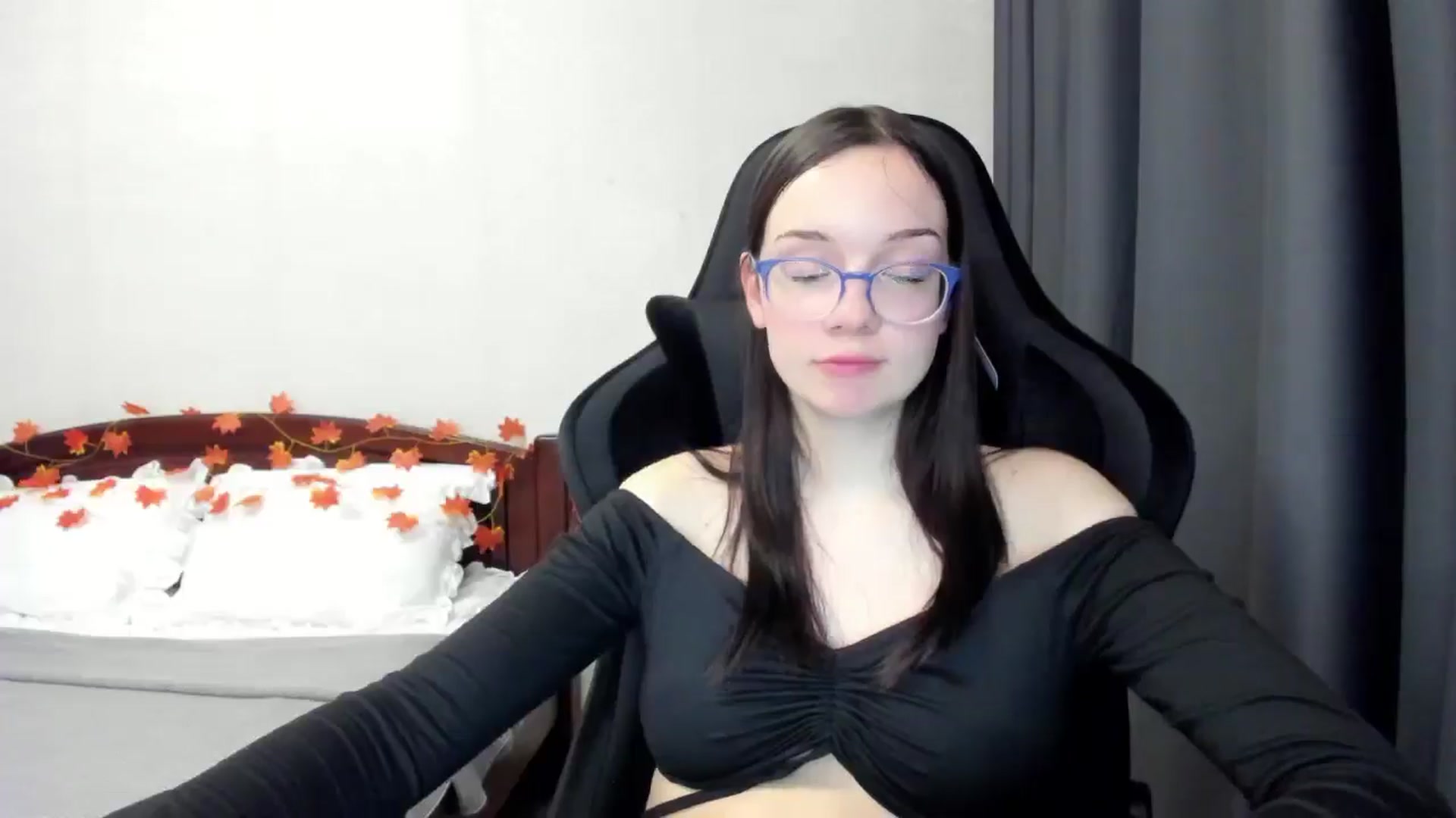 Gallery image thumbnail from Baby_Melania's myfreecams stream on, 10/24/2025, 01:51 image 17 of 20