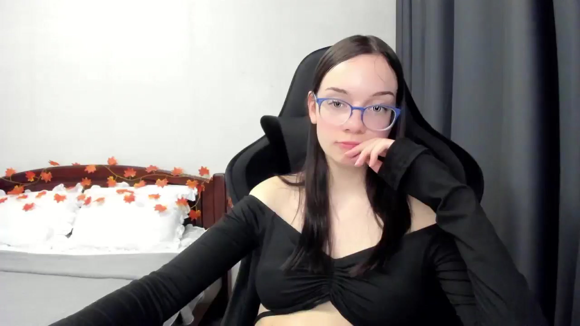 Gallery image thumbnail from Baby_Melania's myfreecams stream on, 10/24/2025, 01:51 image 14 of 20