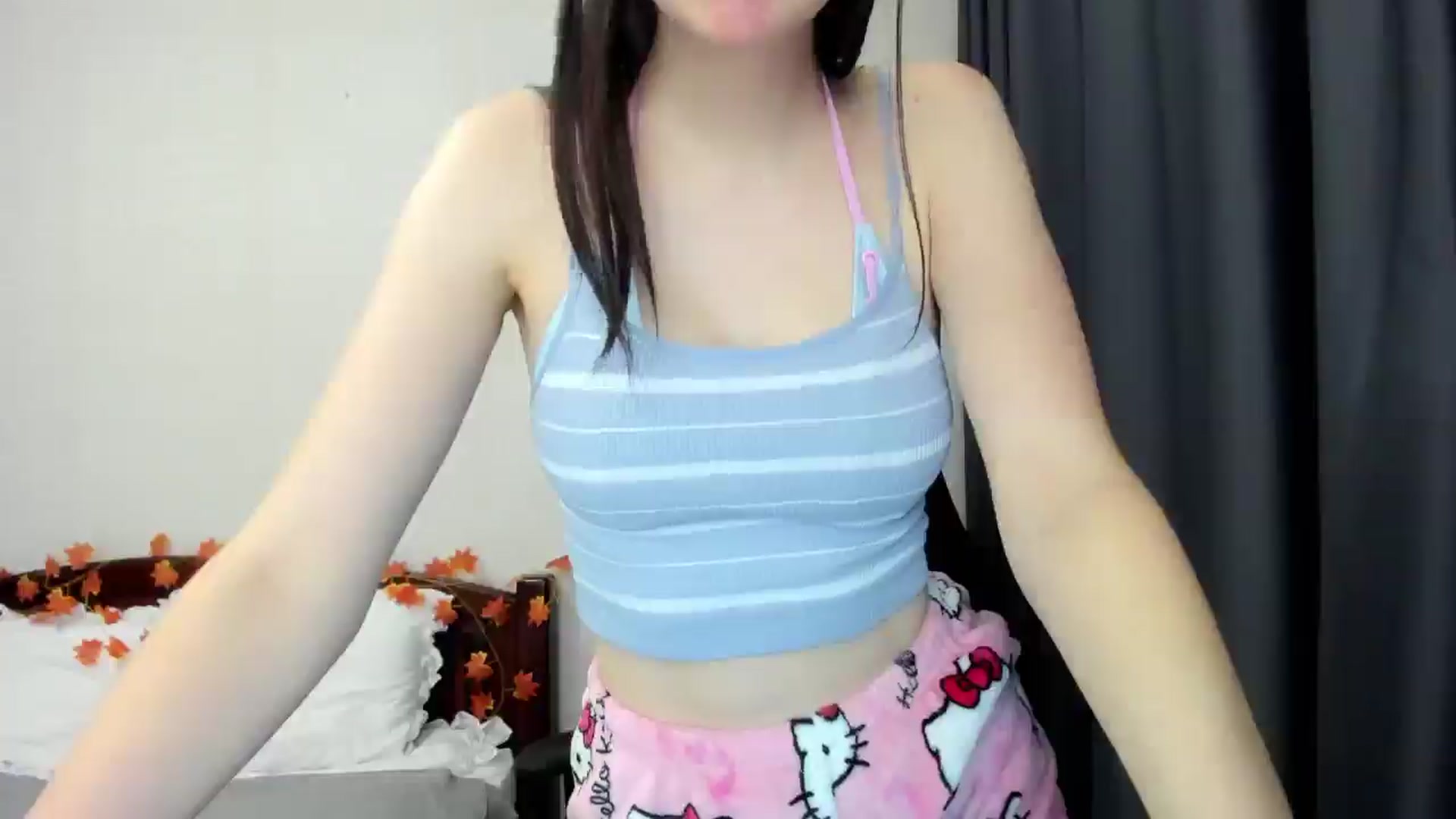 Gallery image thumbnail from Baby_Melania's myfreecams stream on, 10/24/2025, 17:00 image 16 of 20