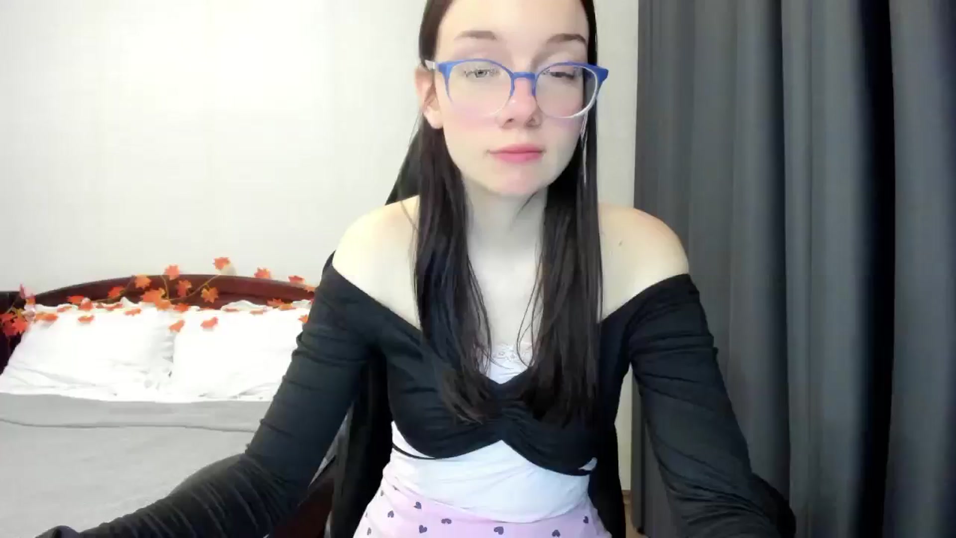 Gallery image thumbnail from Baby_Melania's myfreecams stream on, 10/26/2025, 20:09 image 11 of 20