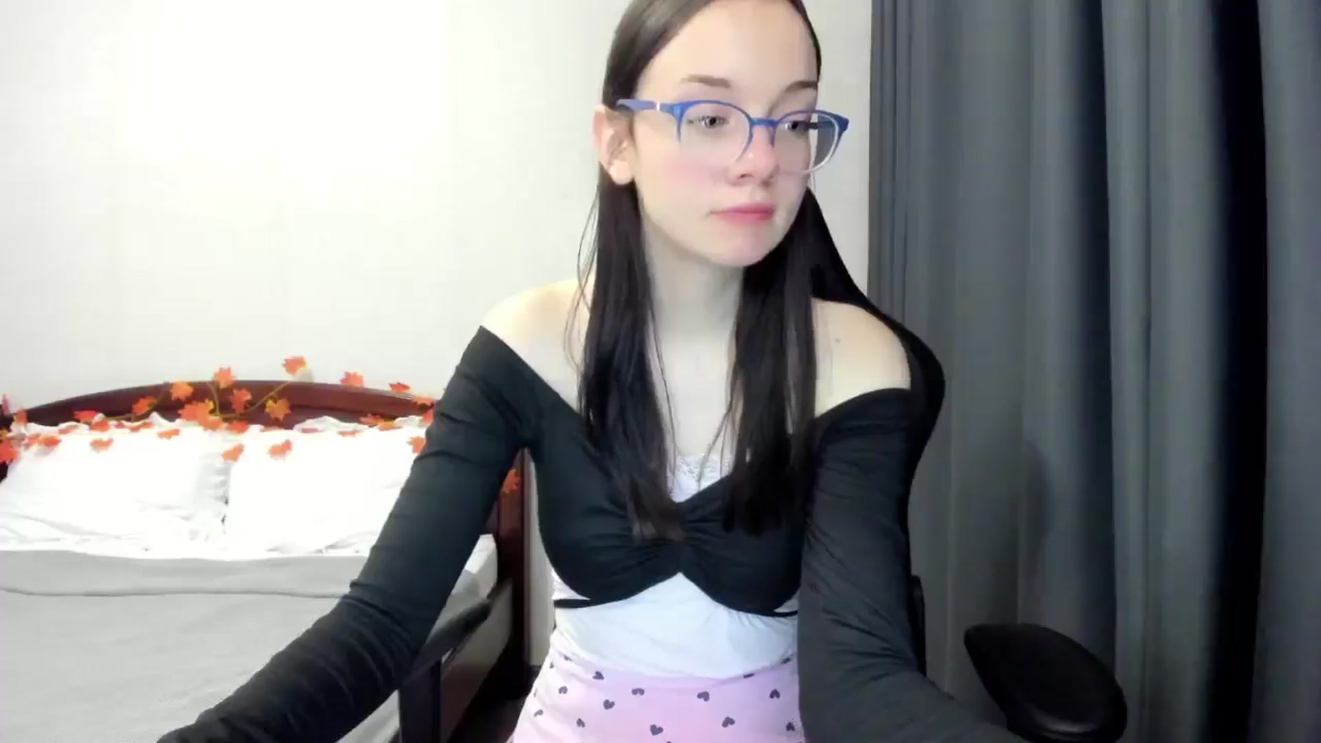 Gallery image thumbnail from Baby_Melania's myfreecams stream on, 10/26/2025, 20:09 image 19 of 20