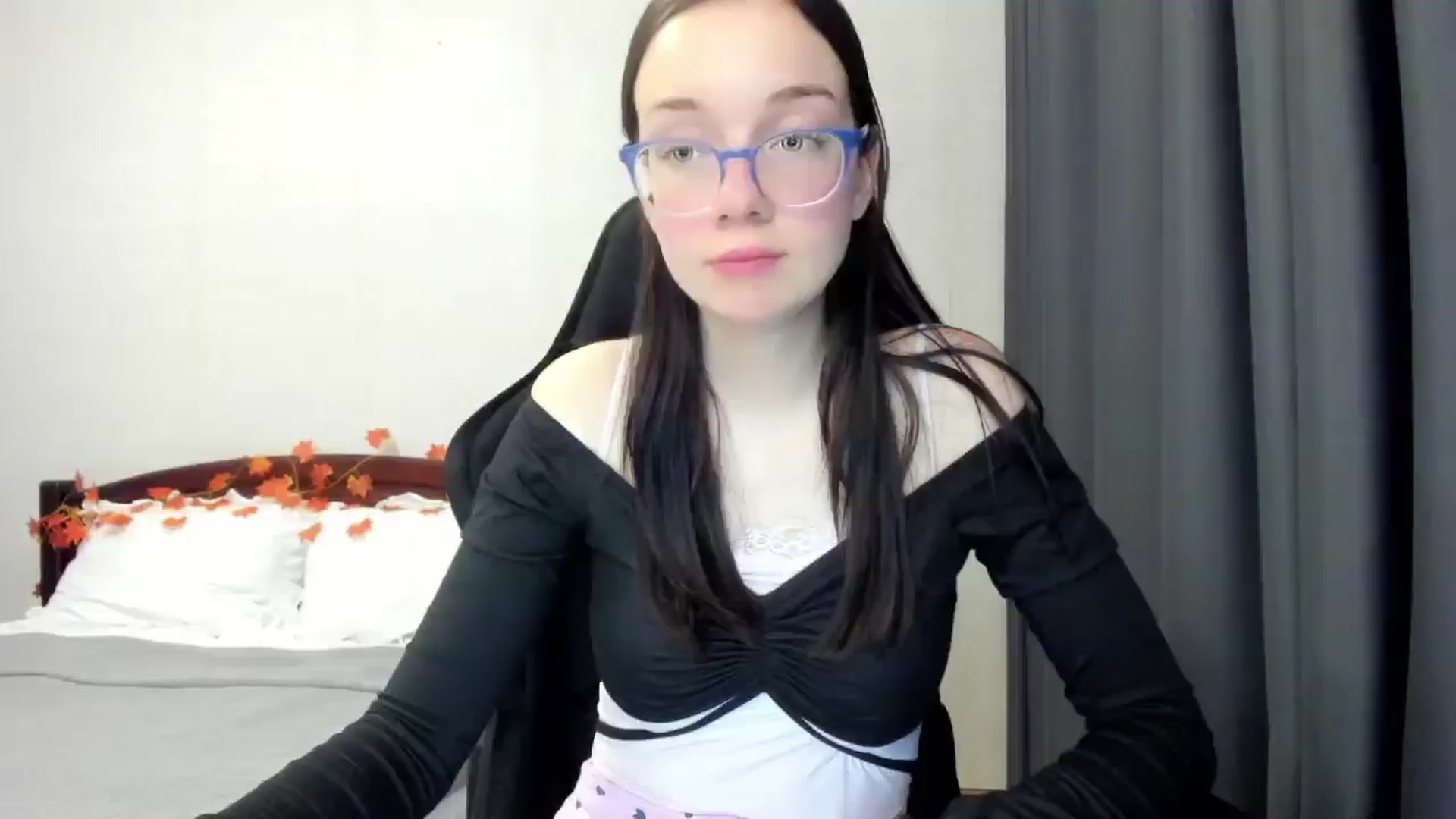 Gallery image thumbnail from Baby_Melania's myfreecams stream on, 10/26/2025, 20:09 image 1 of 20