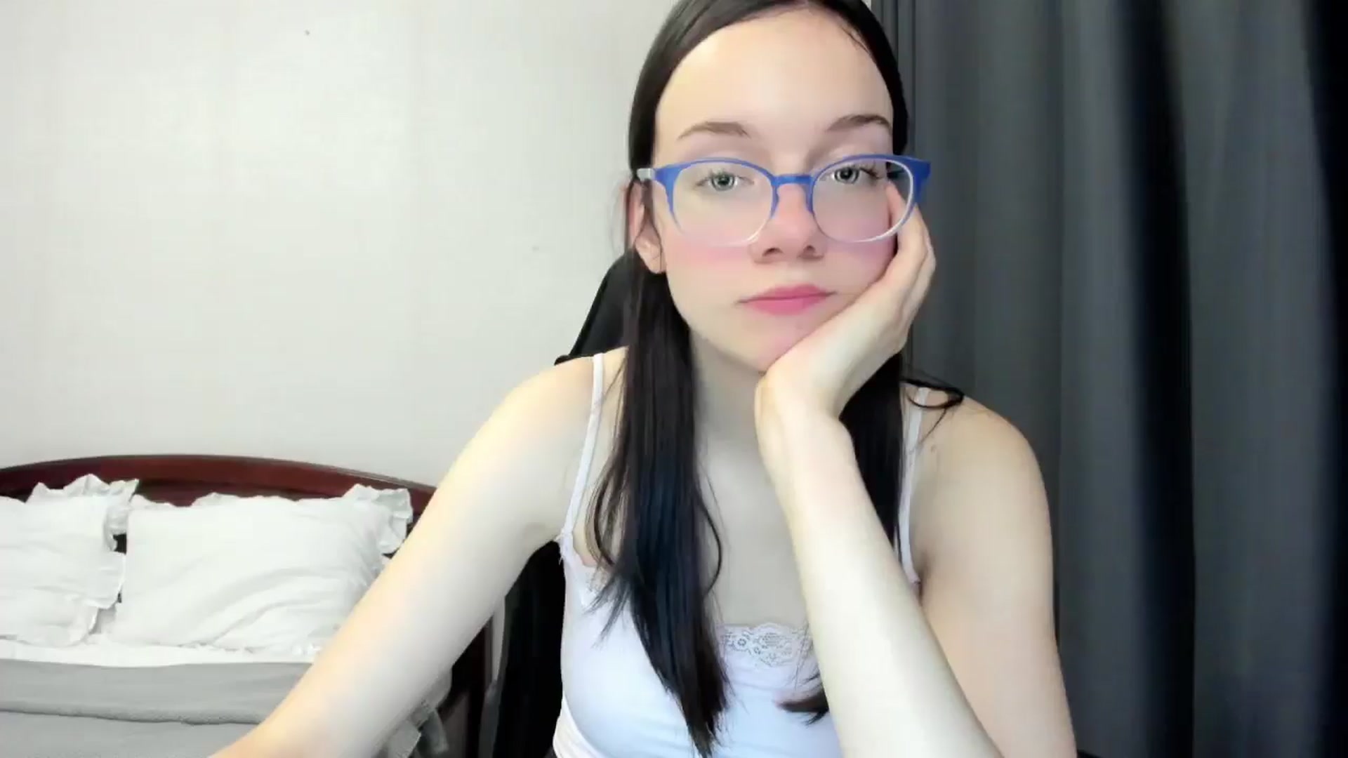 Gallery image thumbnail from Baby_Melania's myfreecams stream on, 10/27/2025, 23:40 image 3 of 20