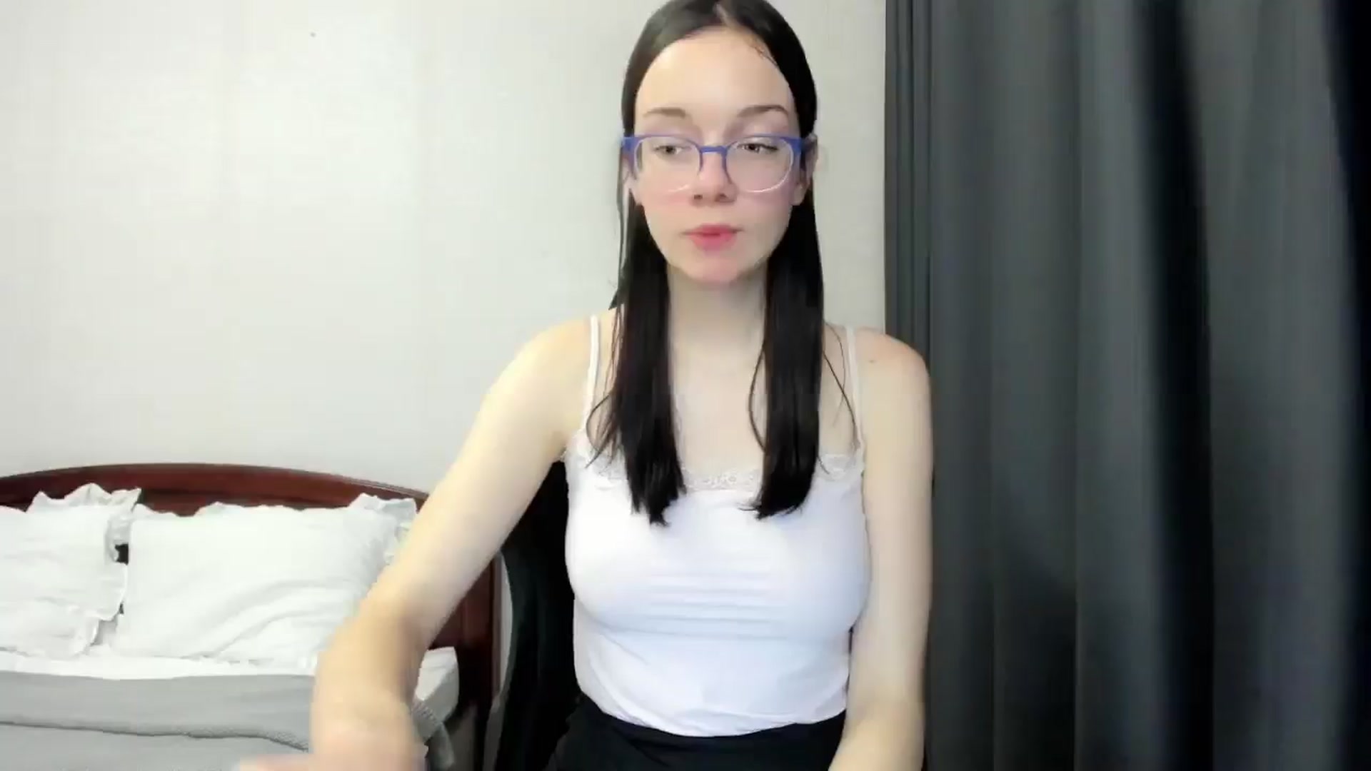 Gallery image thumbnail from Baby_Melania's myfreecams stream on, 10/27/2025, 23:40 image 5 of 20