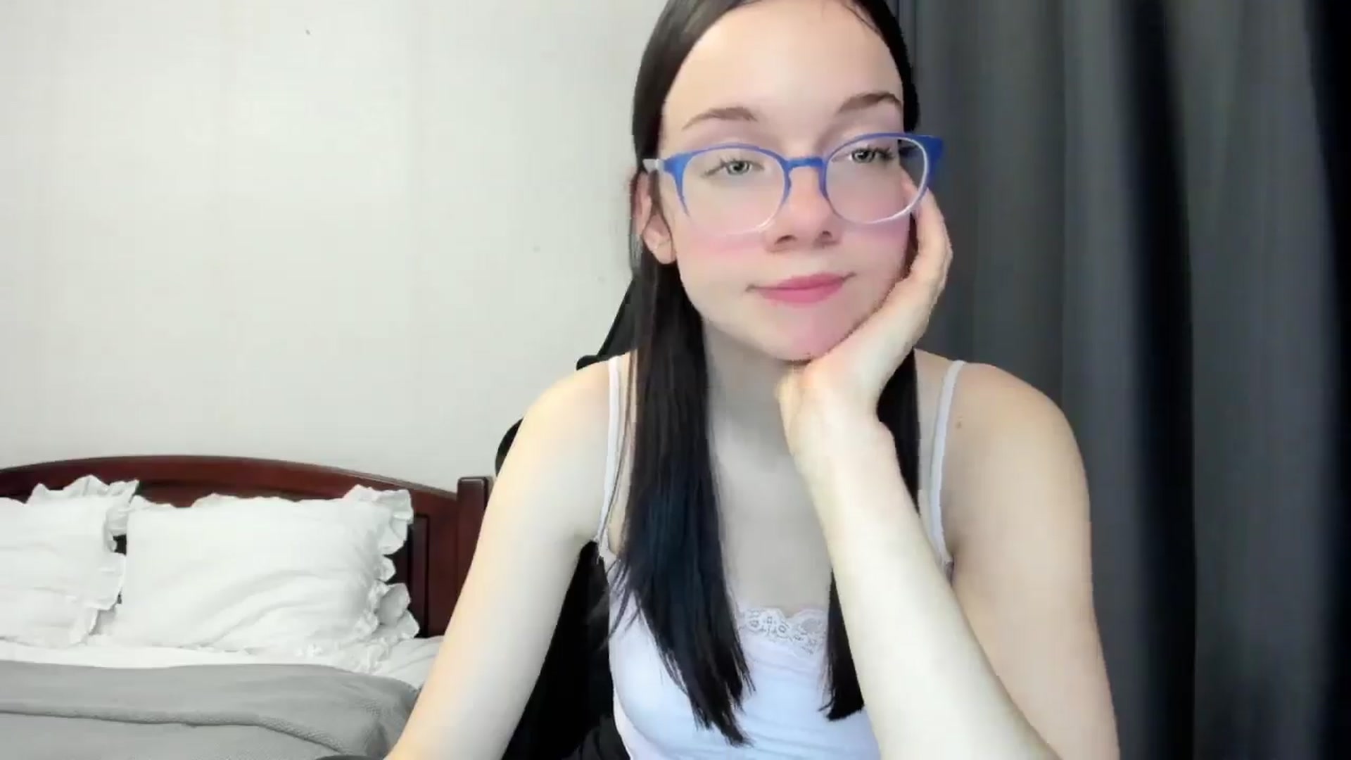 Gallery image thumbnail from Baby_Melania's myfreecams stream on, 10/27/2025, 23:40 image 6 of 20