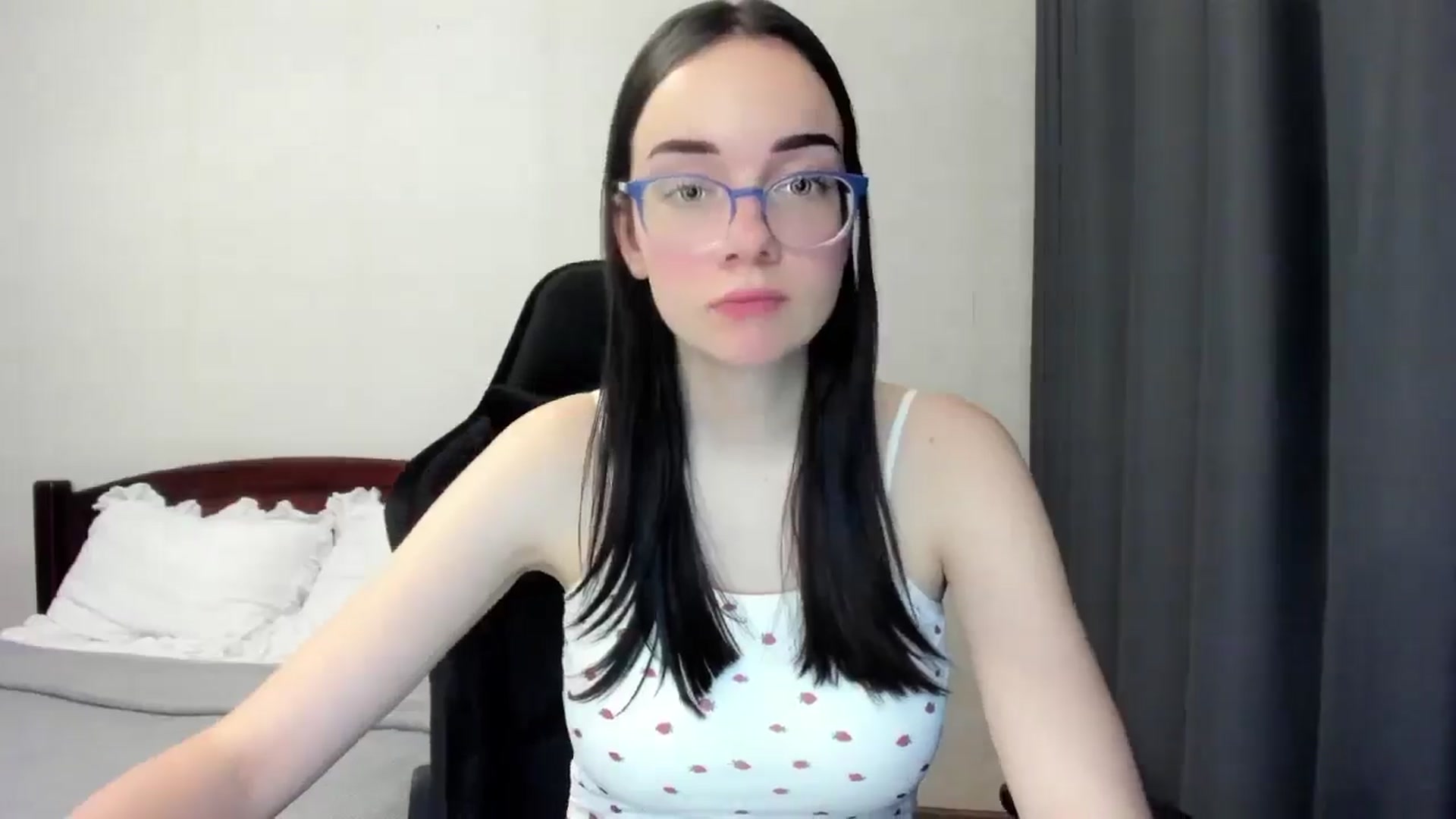 Gallery image thumbnail from Baby_Melania's myfreecams stream on, 10/28/2025, 23:18 image 7 of 20