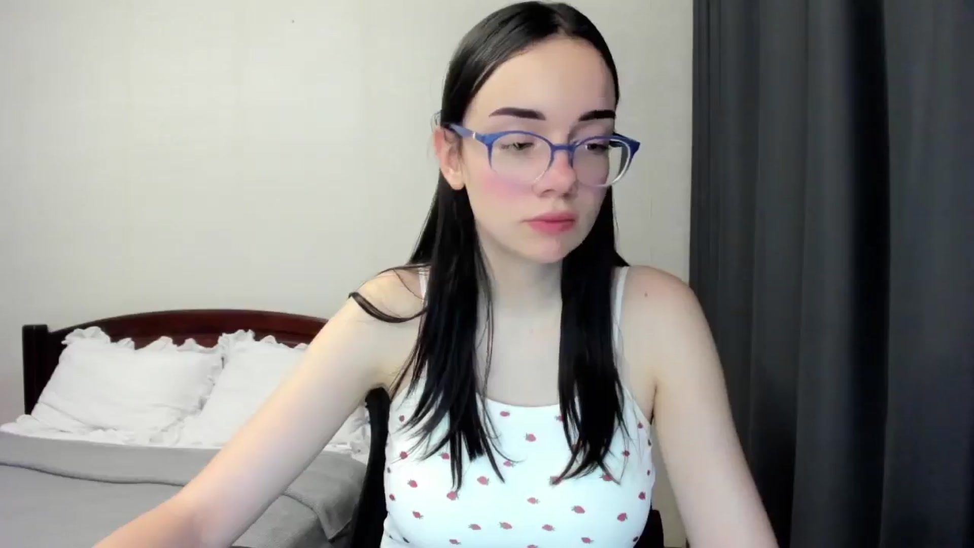Gallery image thumbnail from Baby_Melania's myfreecams stream on, 10/28/2025, 23:18 image 10 of 20
