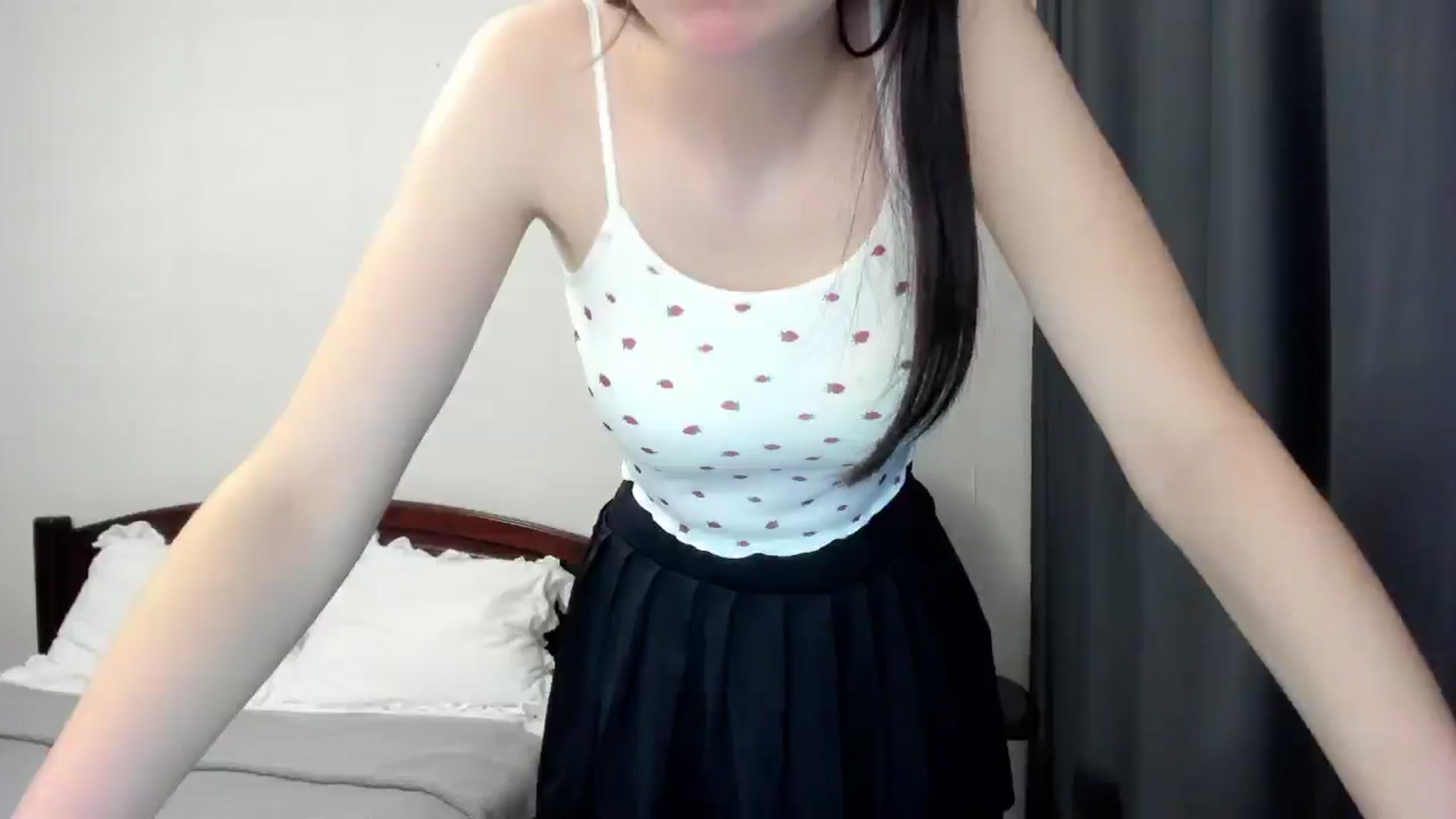 Gallery image thumbnail from Baby_Melania's myfreecams stream on, 10/28/2025, 23:18 image 11 of 20