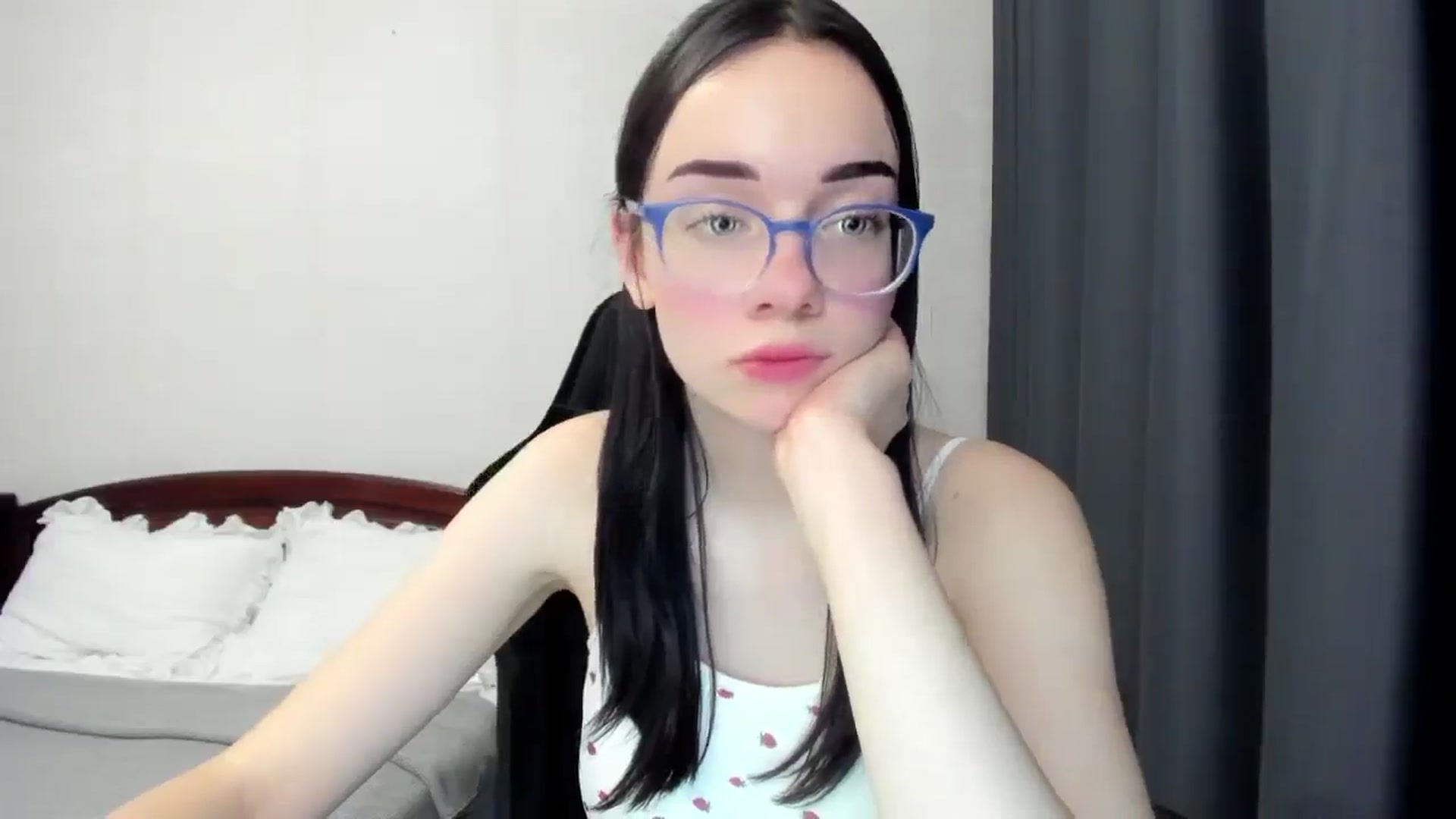 Gallery image thumbnail from Baby_Melania's myfreecams stream on, 10/28/2025, 23:18 image 19 of 20
